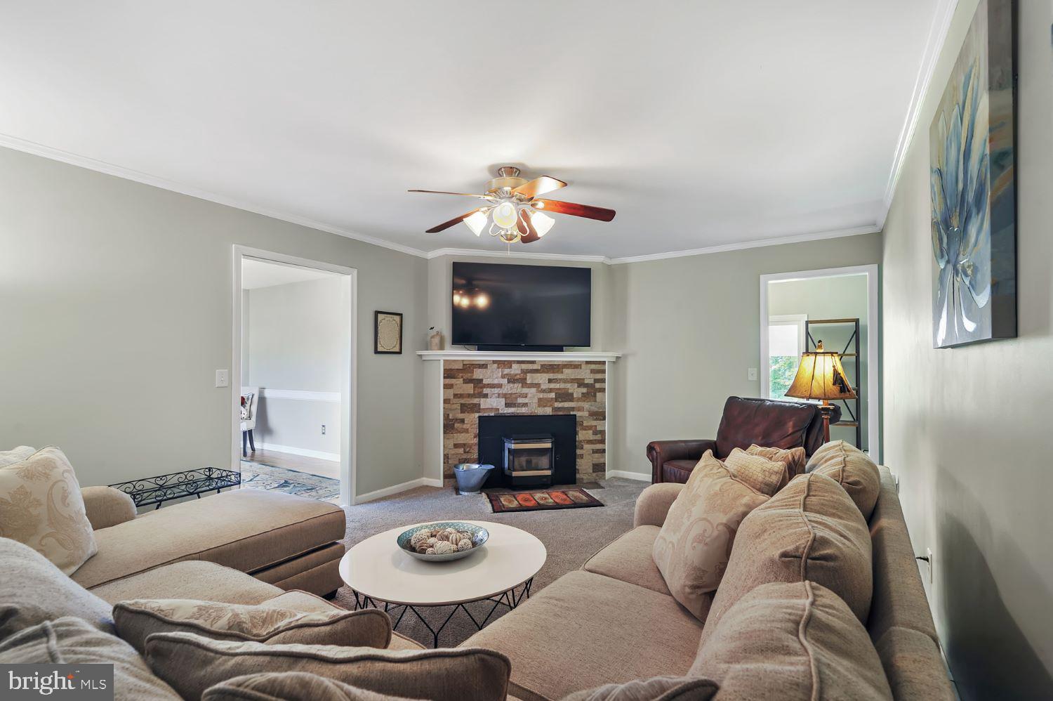 170 LYNNHAVEN DRIVE