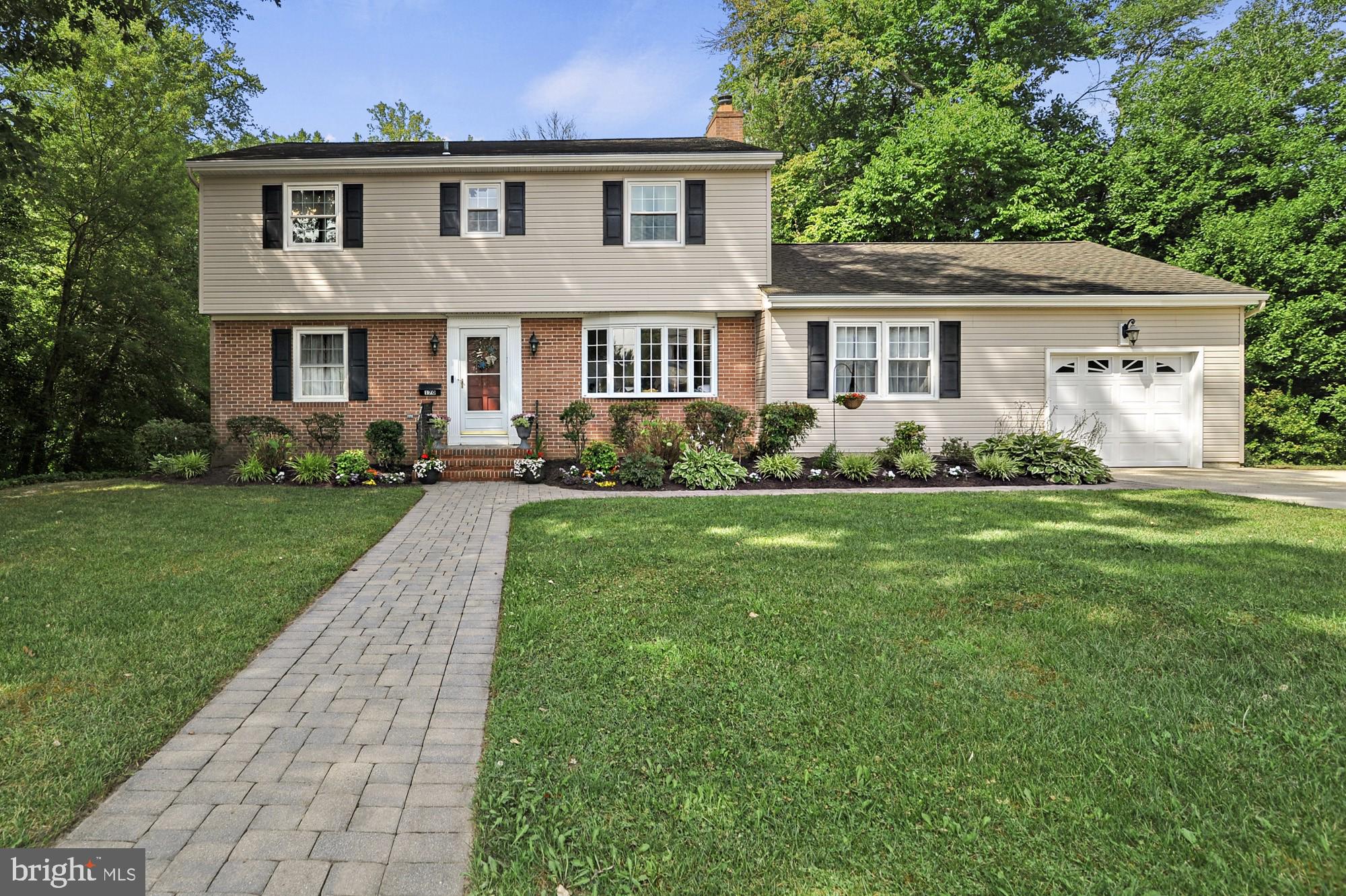 170 LYNNHAVEN DRIVE