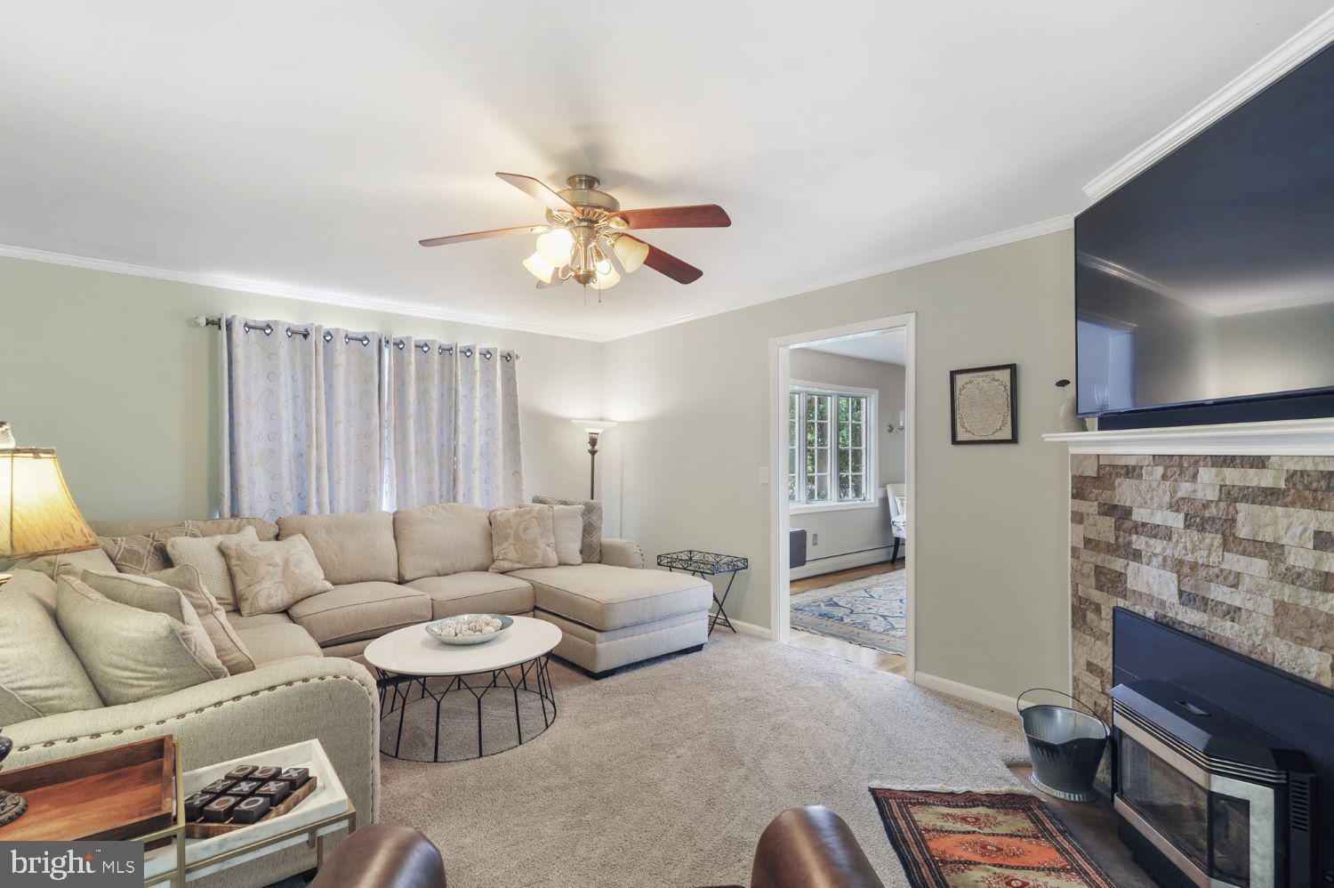 170 LYNNHAVEN DRIVE