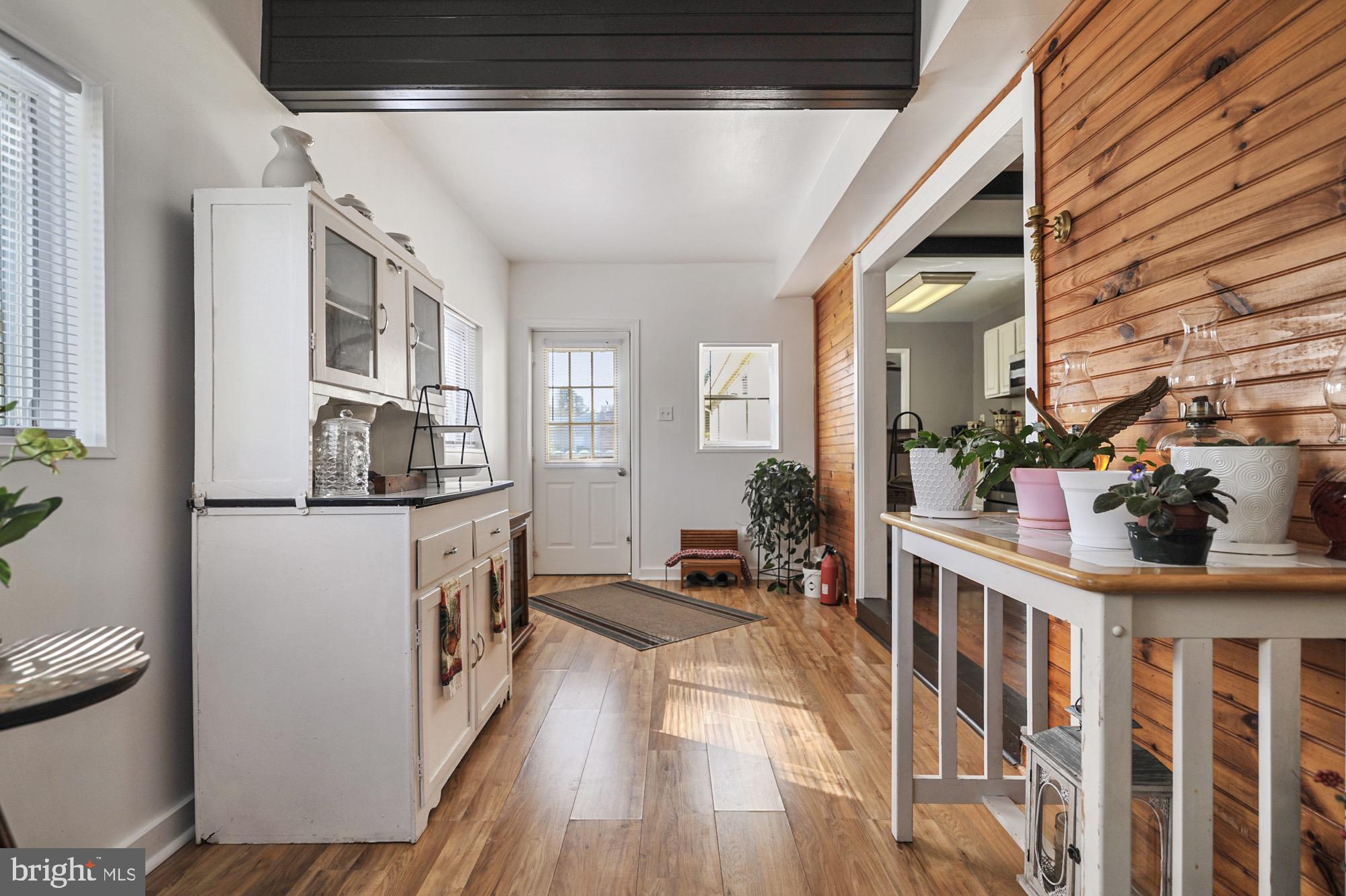 53 DELSHIRE DRIVE