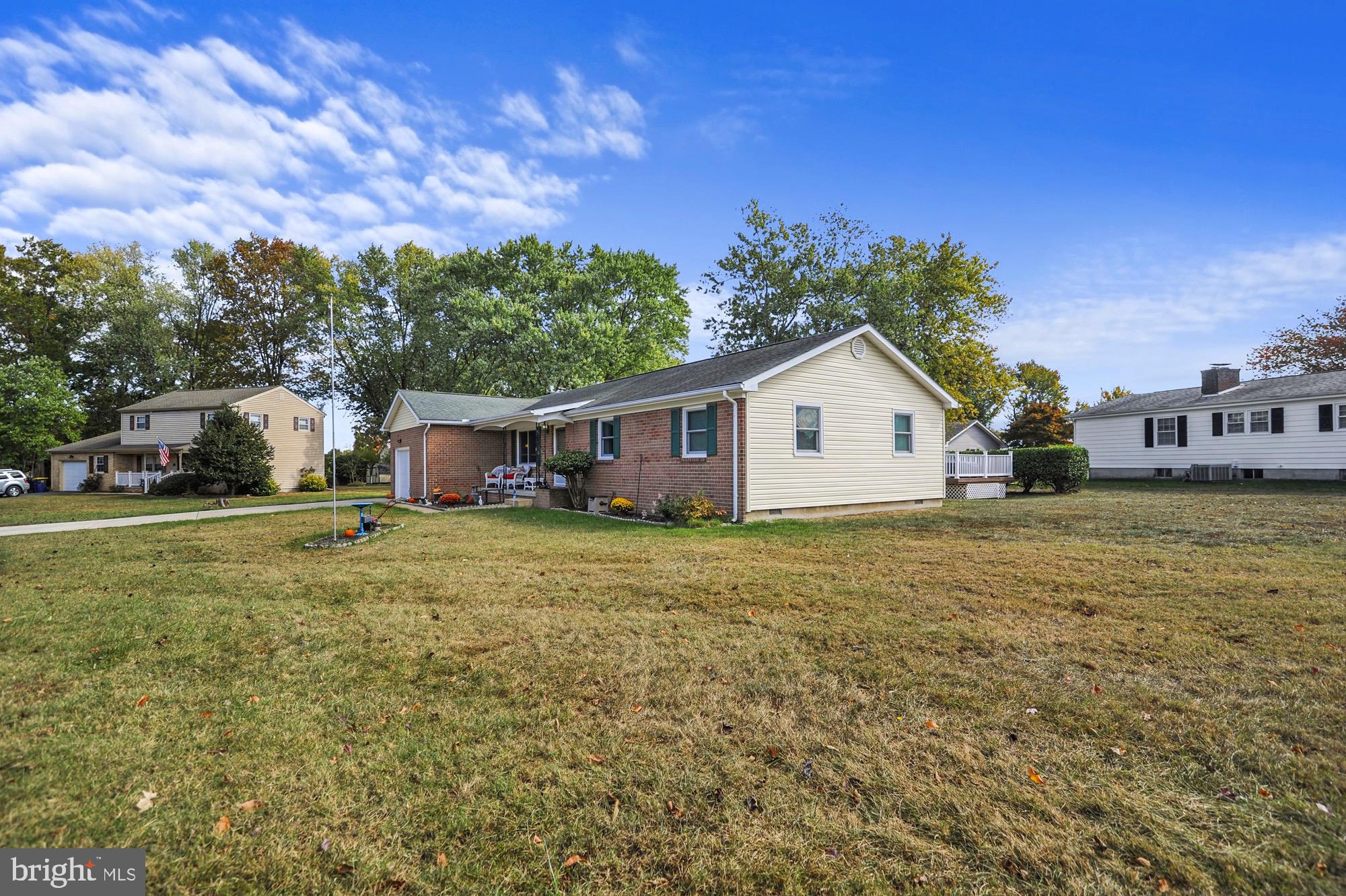 53 DELSHIRE DRIVE