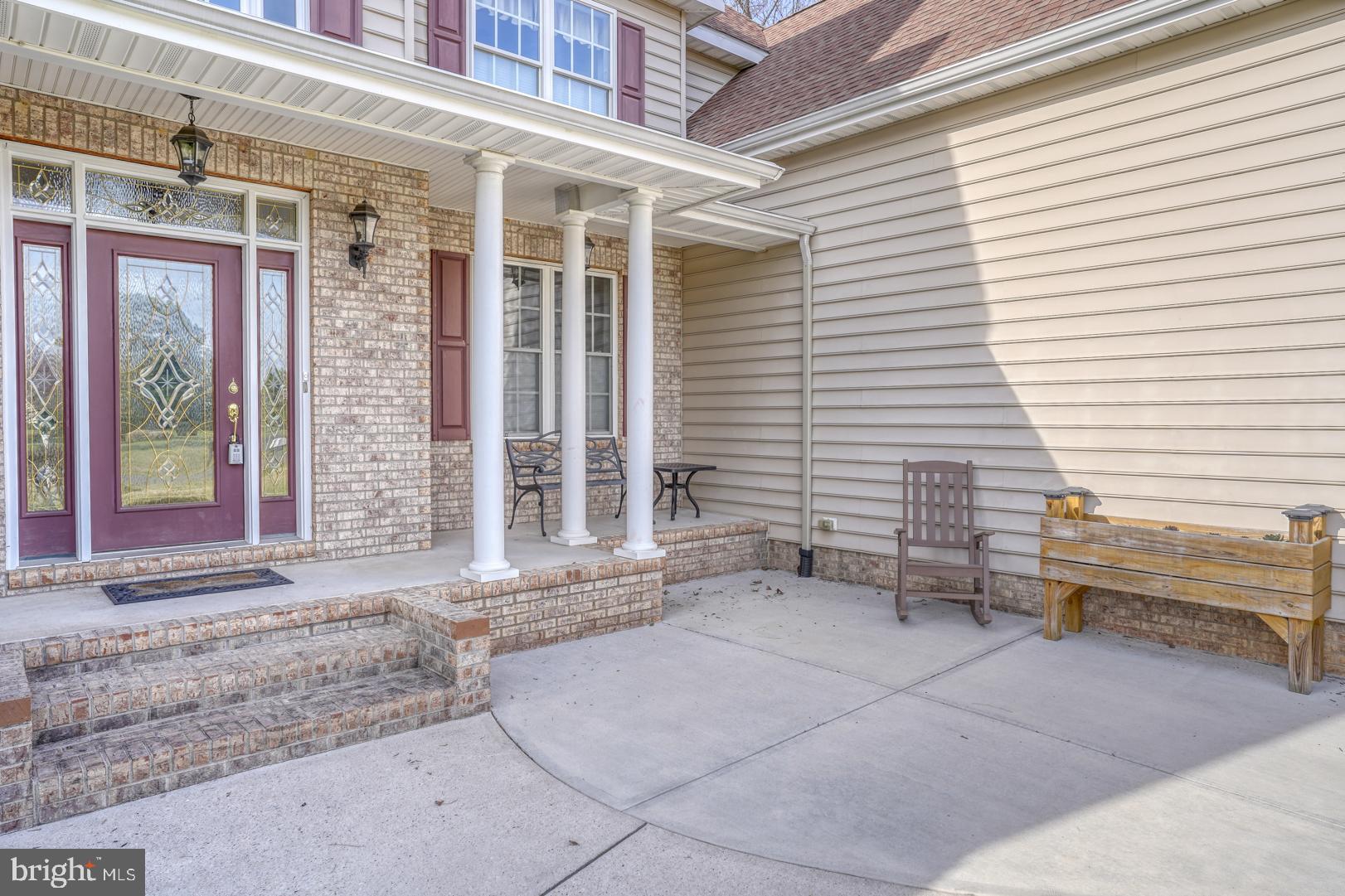 890 RAVEN CIRCLE