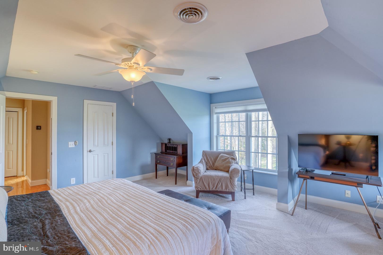 890 RAVEN CIRCLE