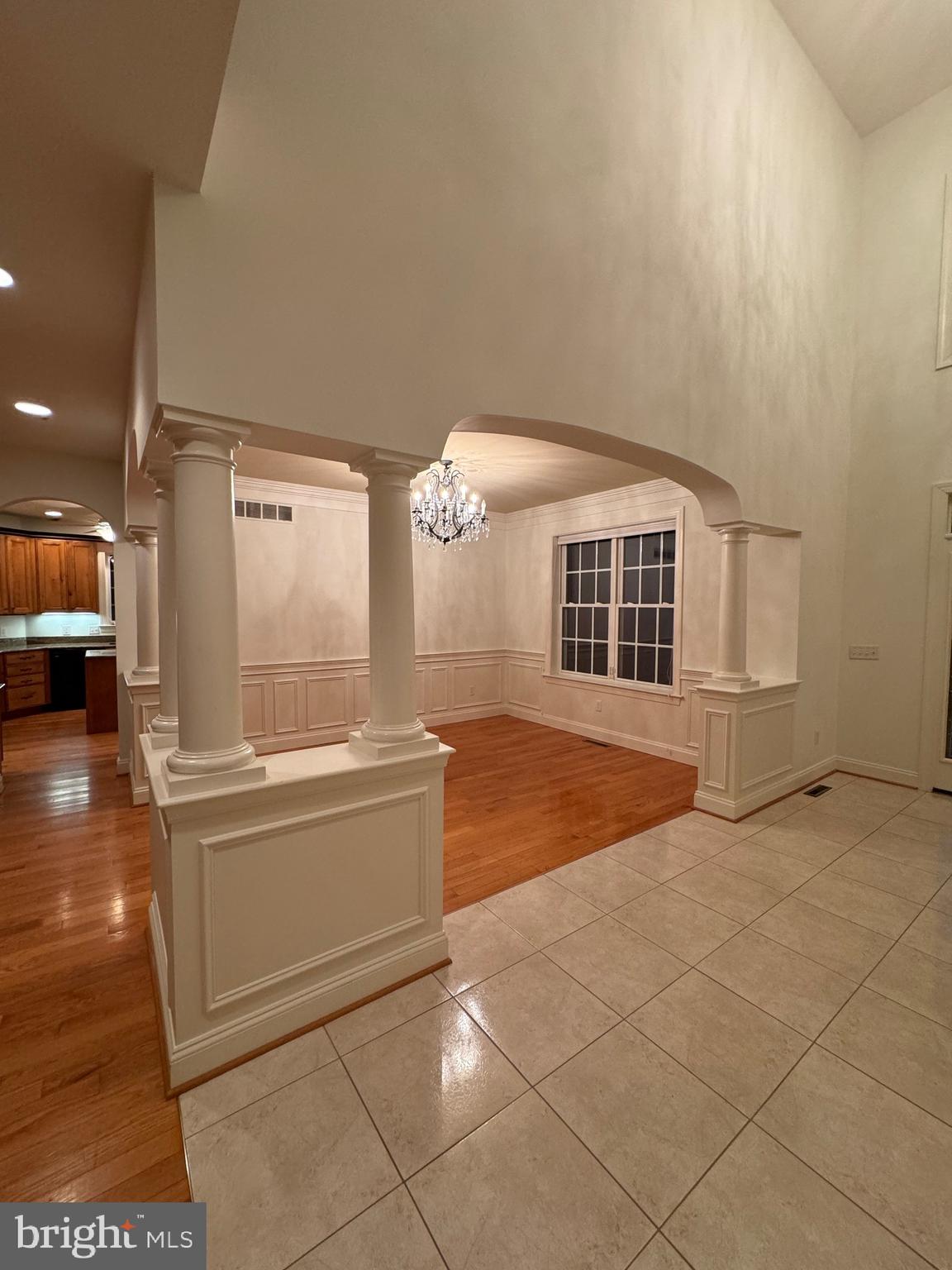 890 RAVEN CIRCLE