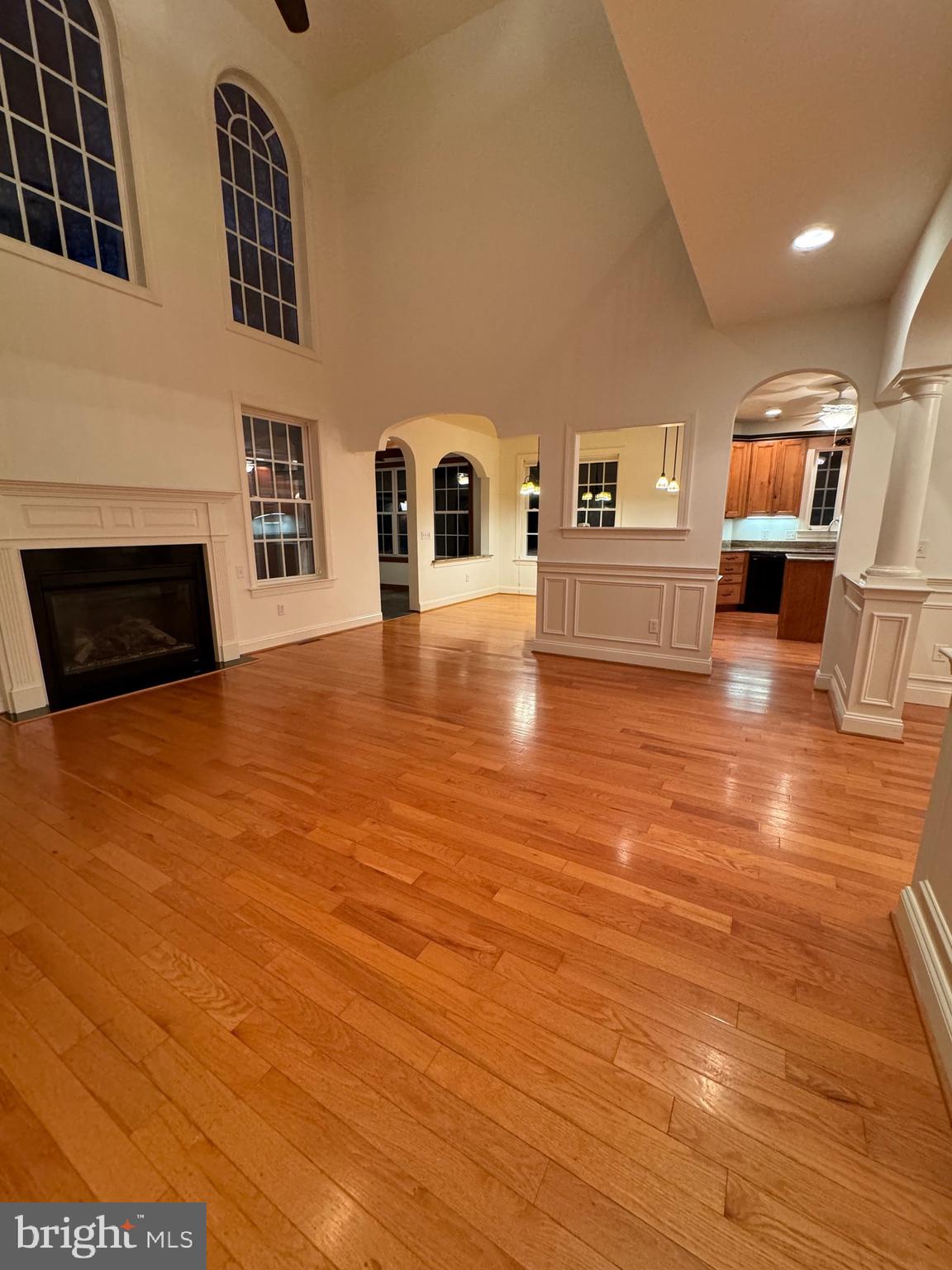890 RAVEN CIRCLE