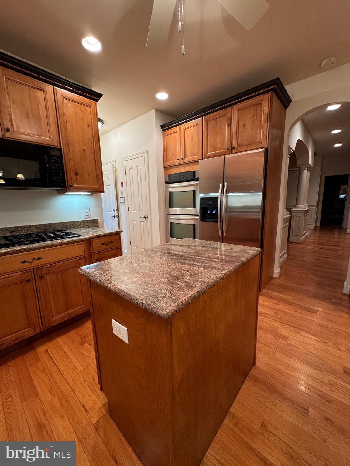 890 RAVEN CIRCLE