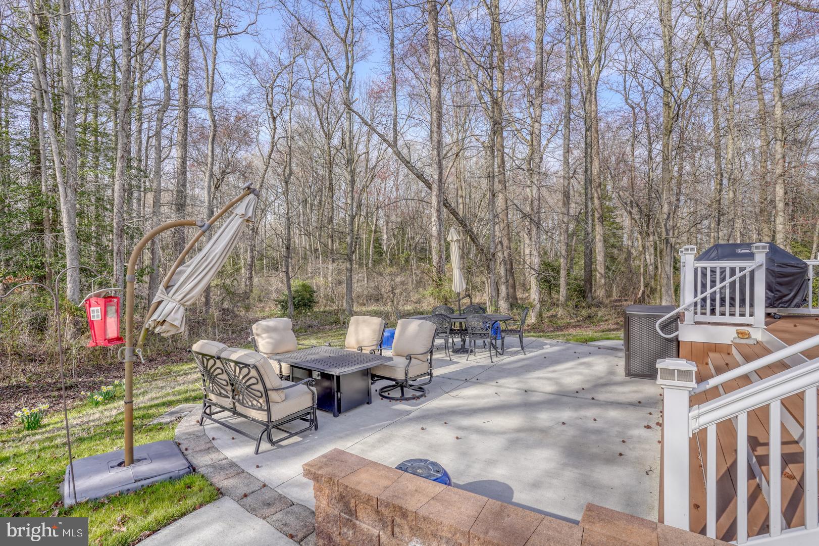 890 RAVEN CIRCLE