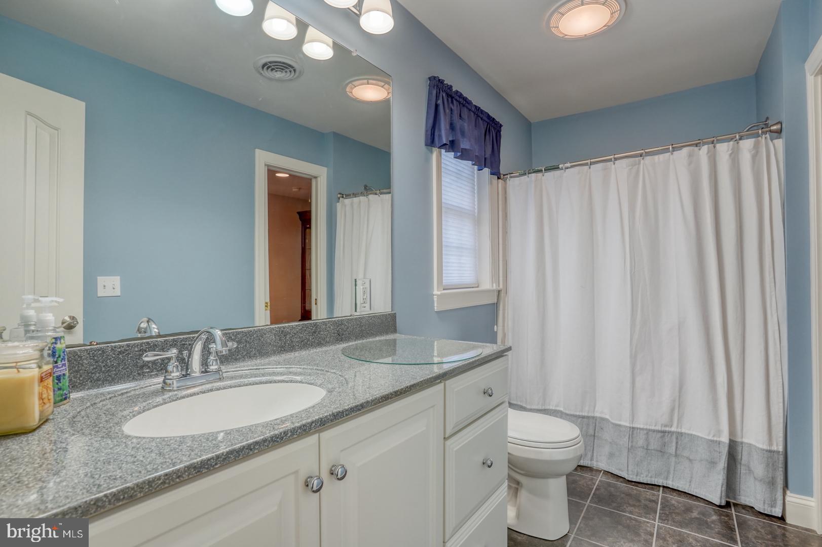 890 RAVEN CIRCLE