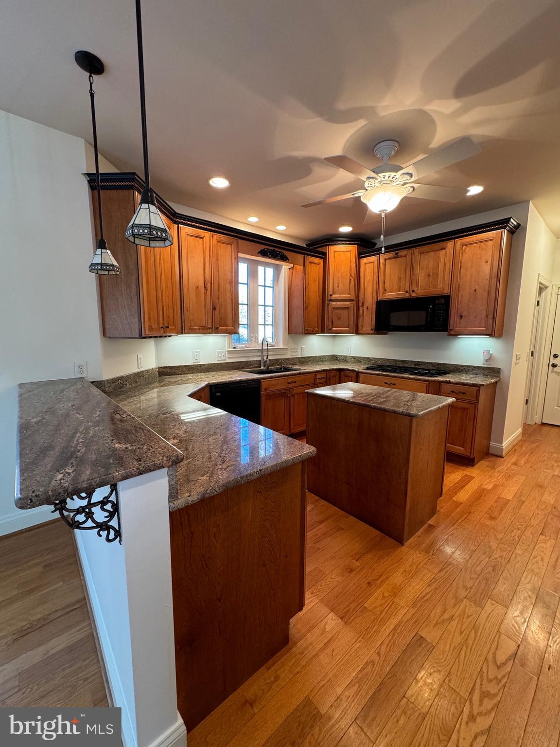 890 RAVEN CIRCLE