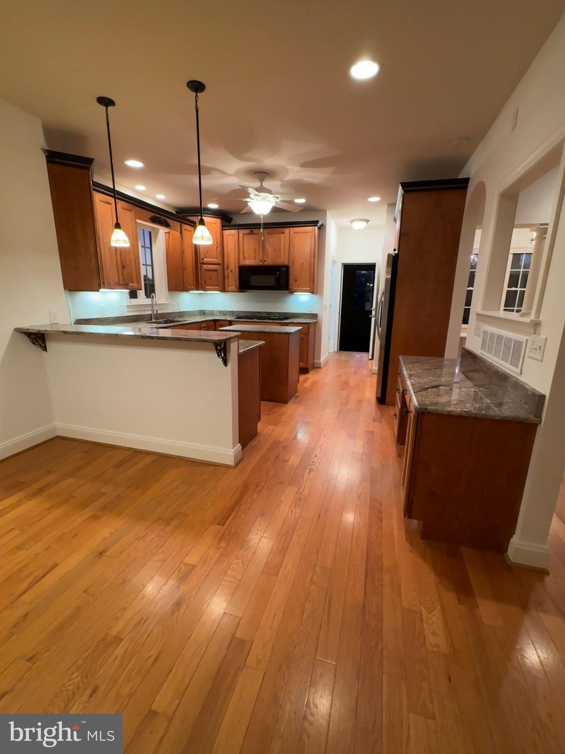 890 RAVEN CIRCLE