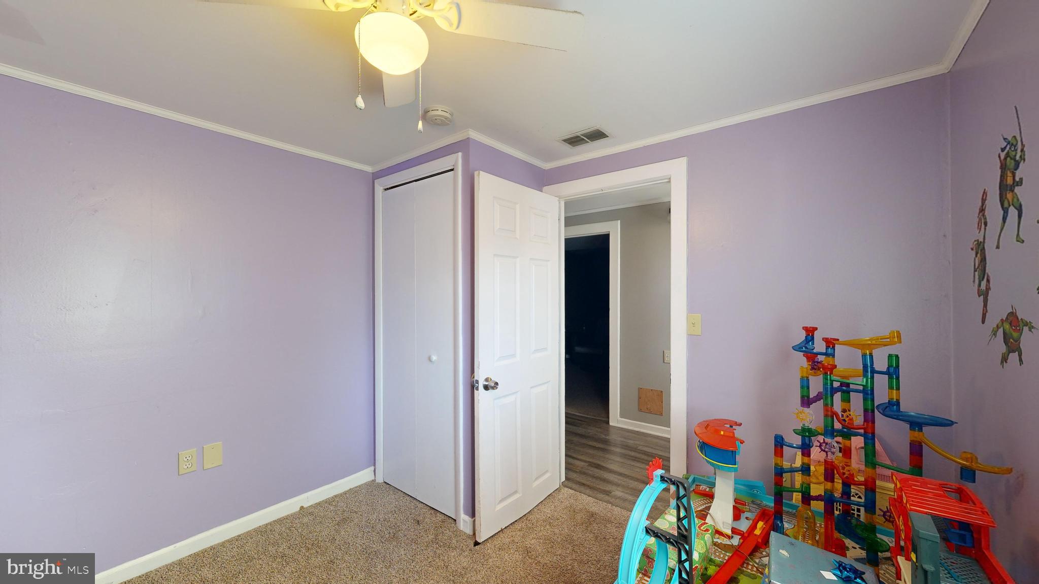 7429 BAYSIDE DRIVE