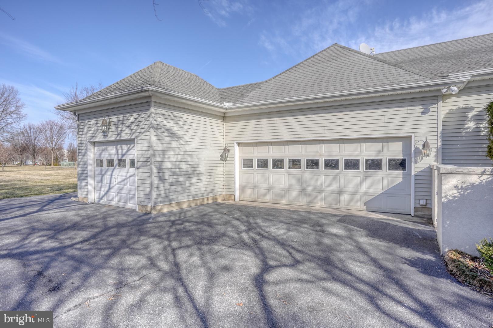 125 RAVEN CIRCLE
