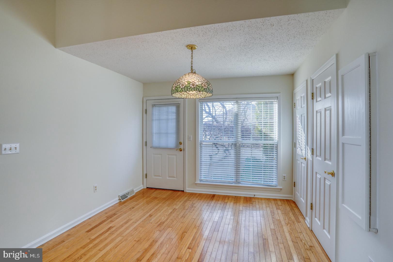 125 RAVEN CIRCLE