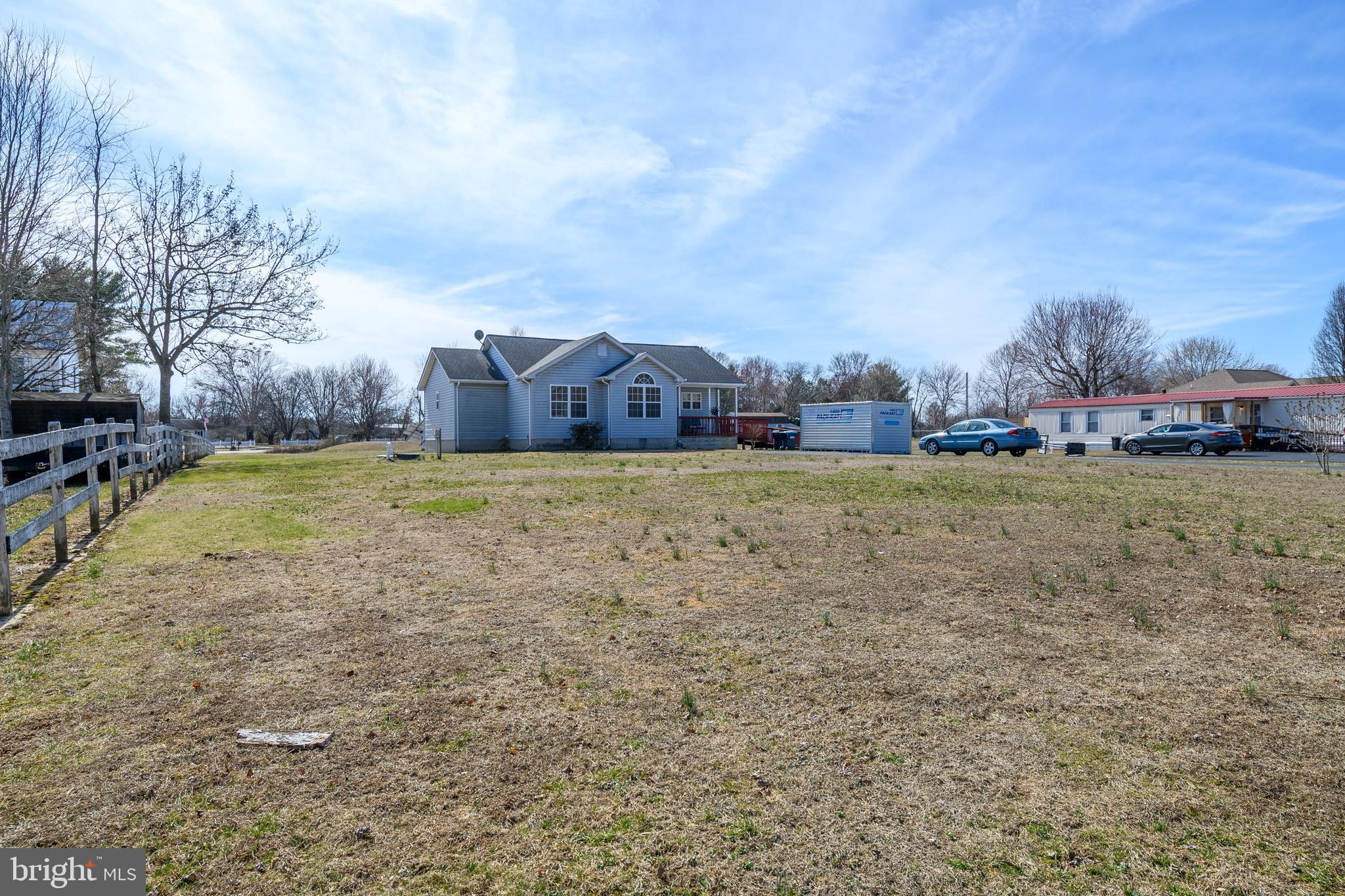 1024 FENCE POST LANE