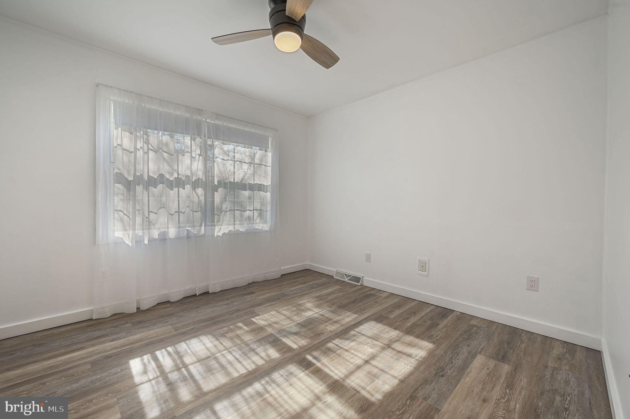 808 EVERGREEN ROAD