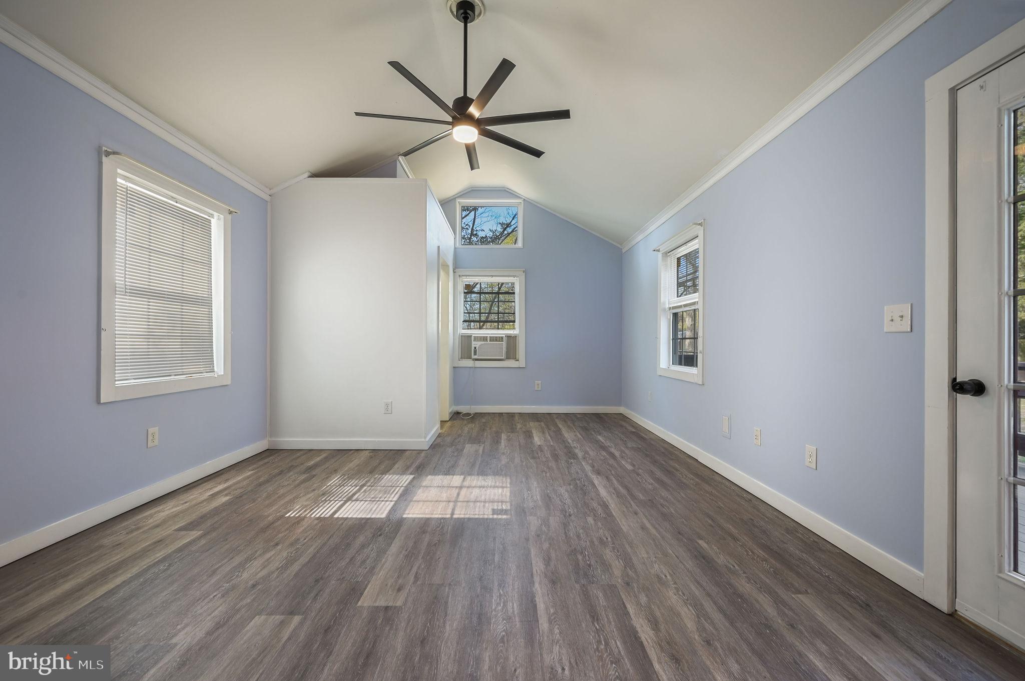 808 EVERGREEN ROAD