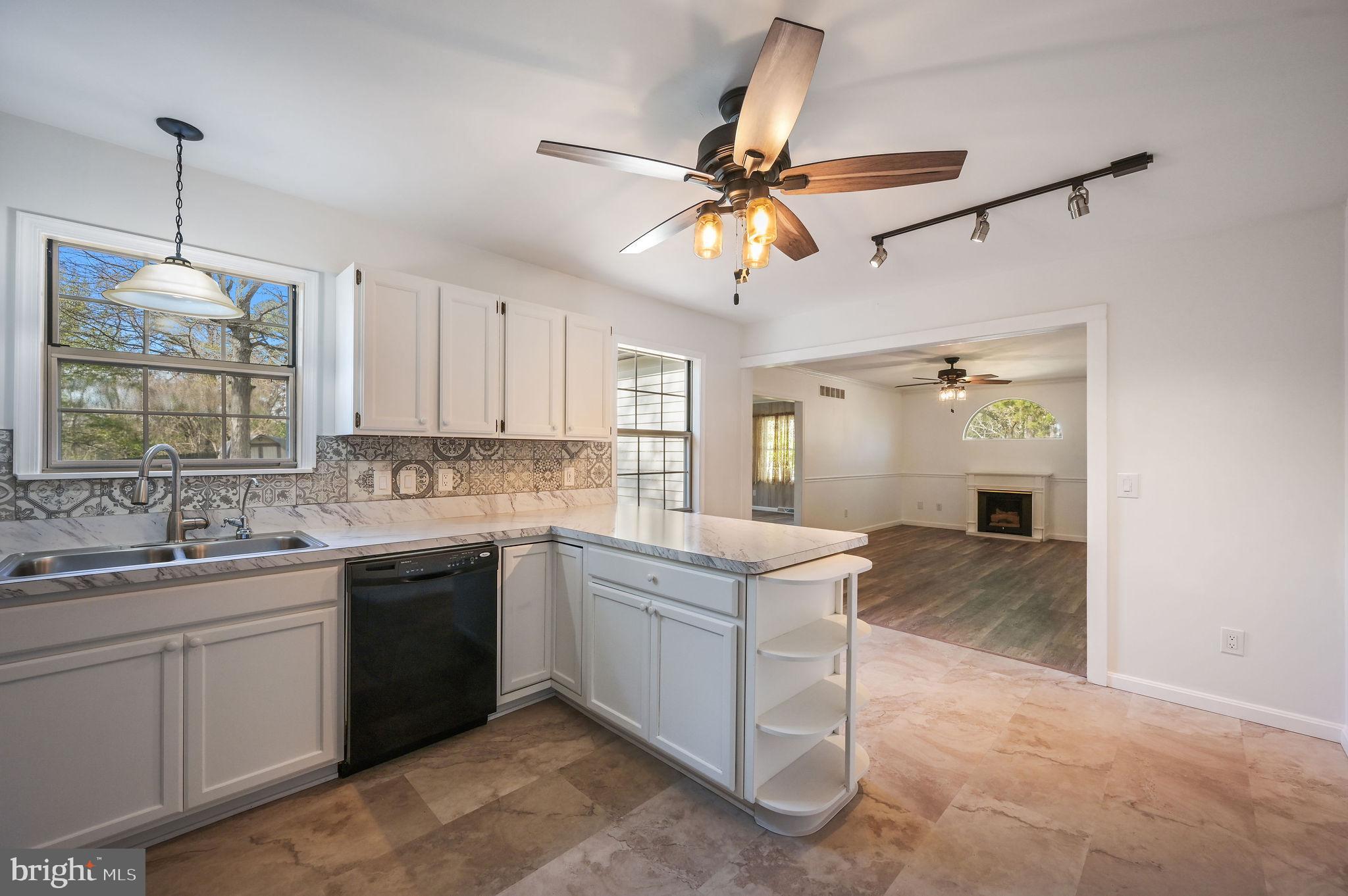 808 EVERGREEN ROAD