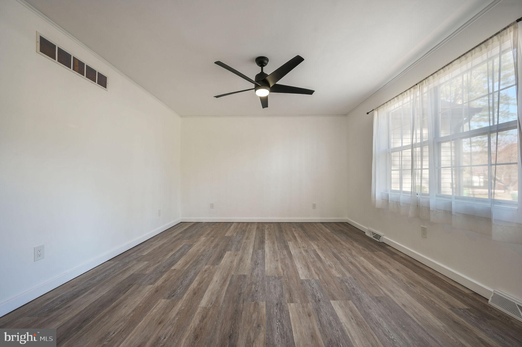 808 EVERGREEN ROAD