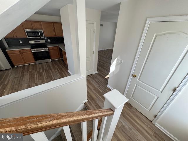 247 SHELDRAKE E
