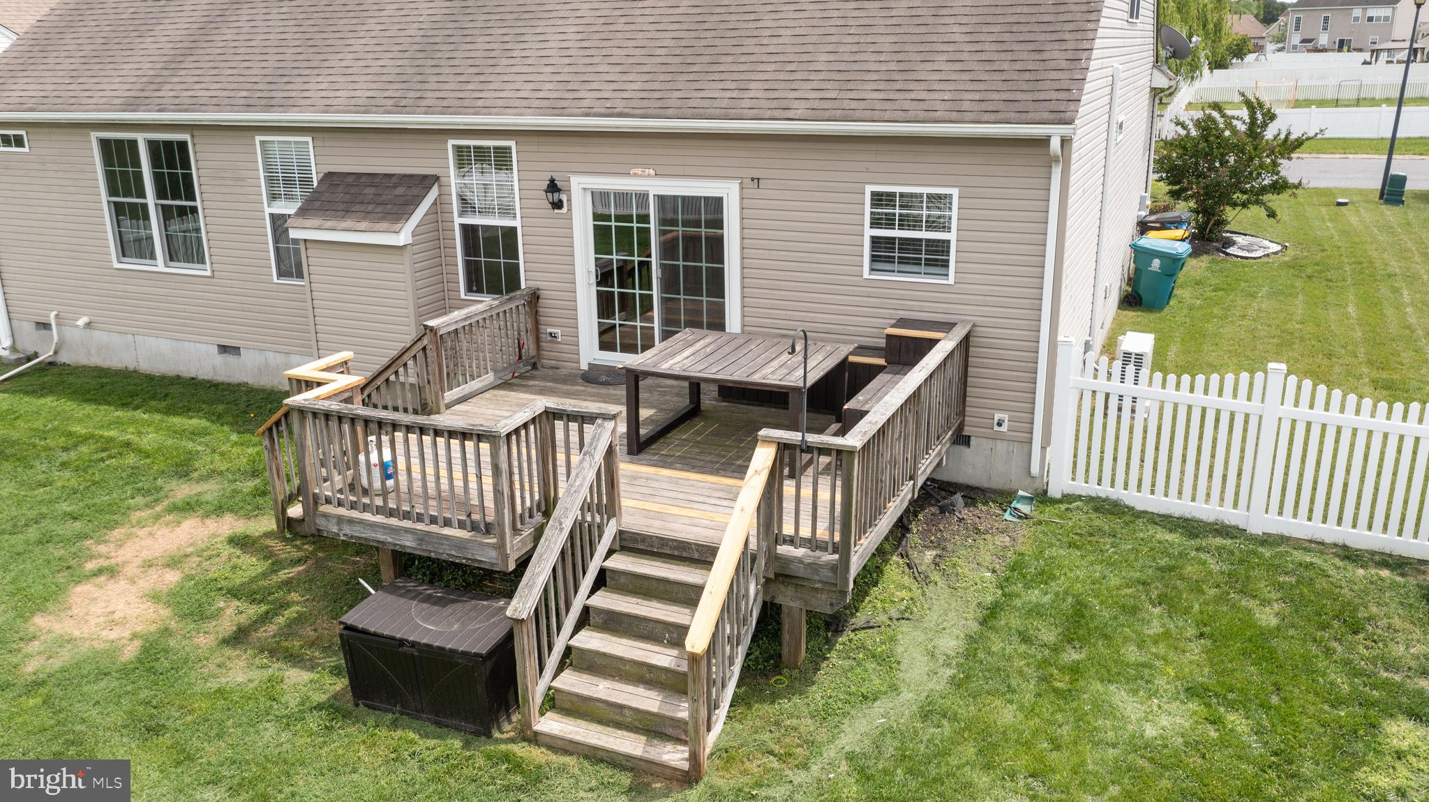 180 KINGSMILL DRIVE