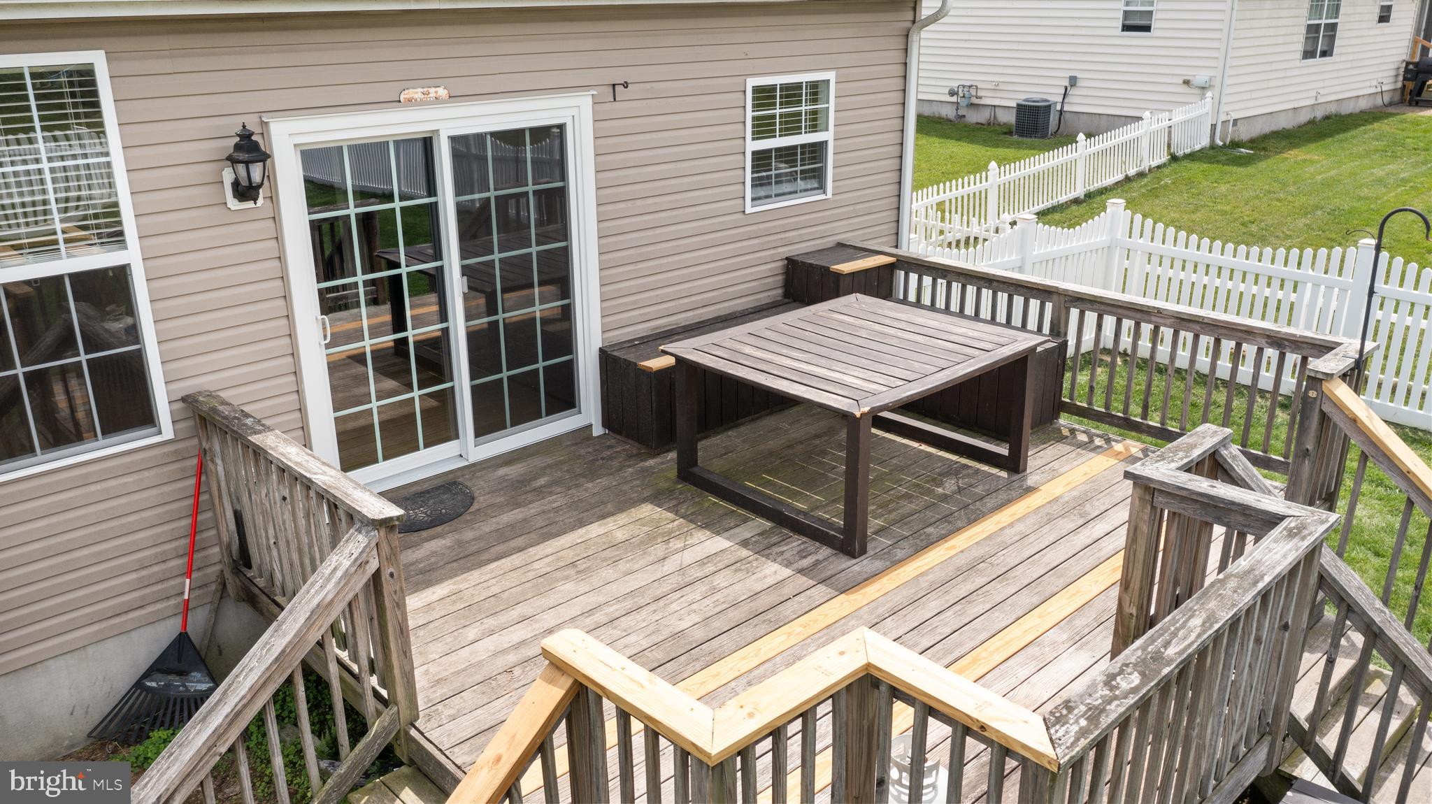 180 KINGSMILL DRIVE