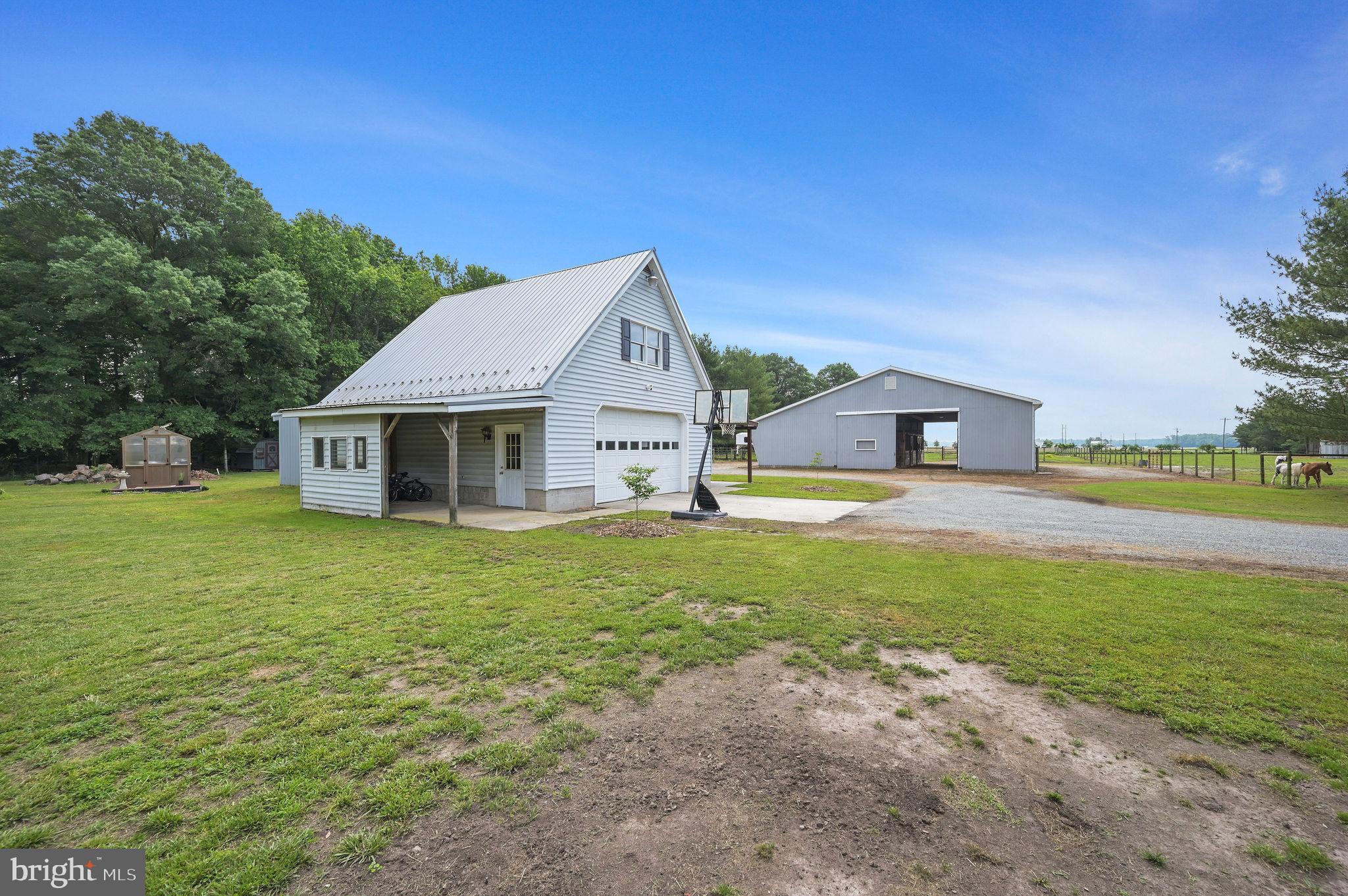 421 ANDREWVILLE ROAD