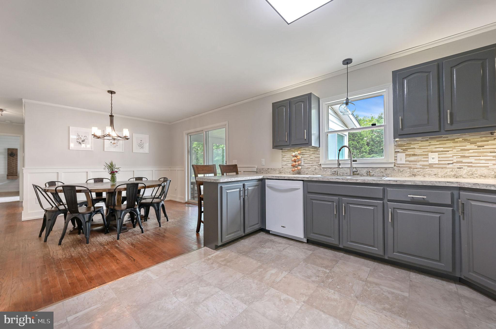 421 ANDREWVILLE ROAD