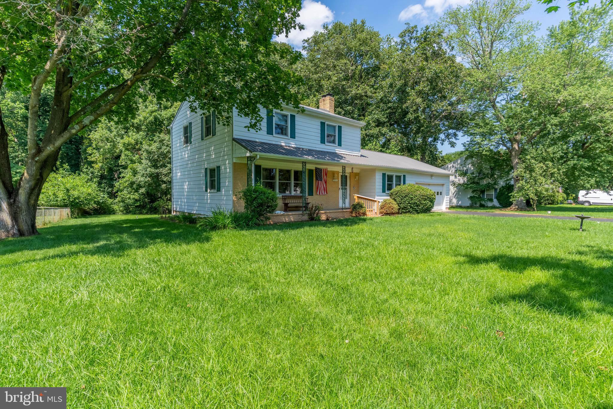953 LOCHMEATH WAY