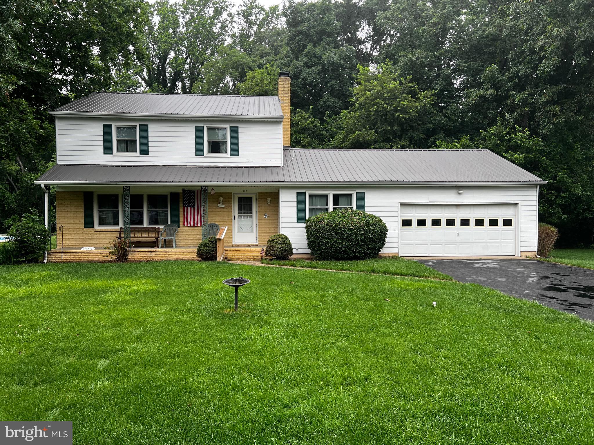 953 LOCHMEATH WAY