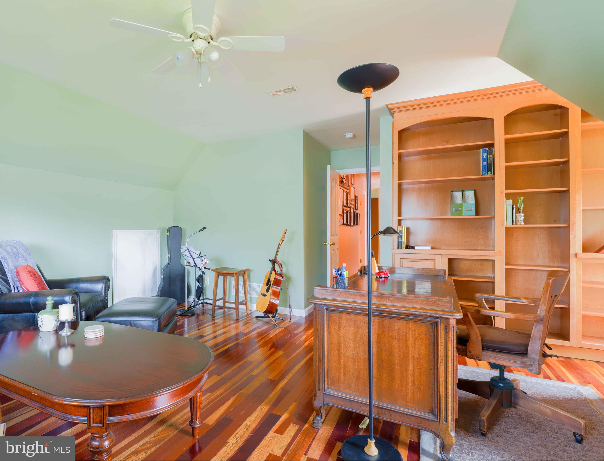 34 N ERIN AVENUE