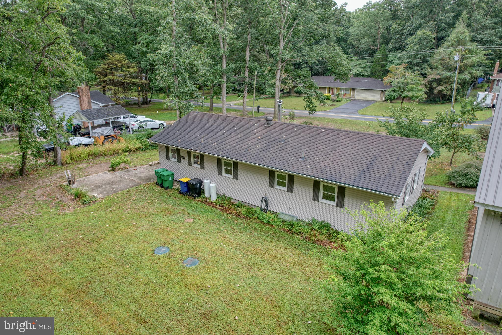 803 NE 10TH STREET