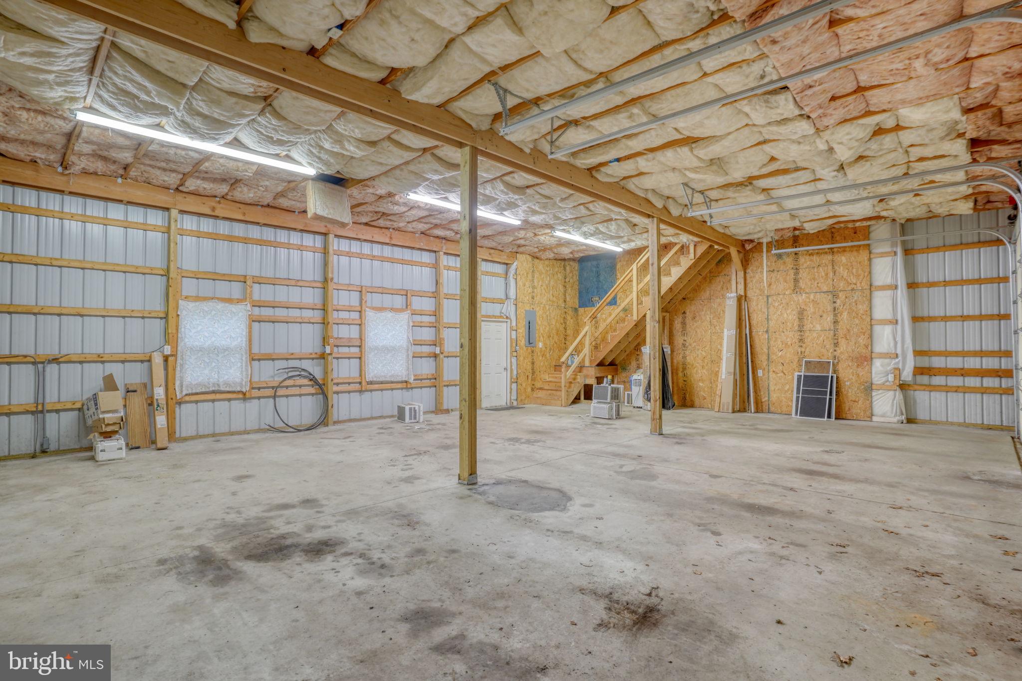 803 NE 10TH STREET