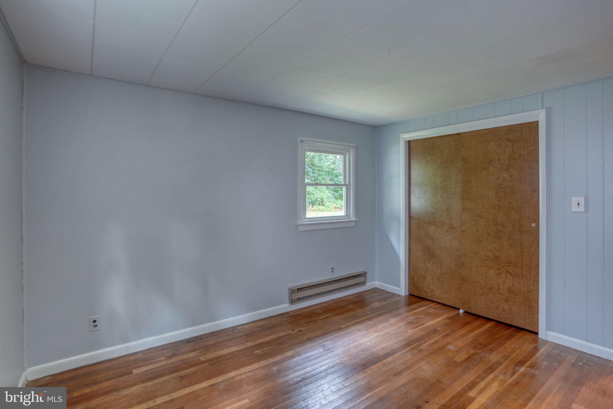 803 NE 10TH STREET