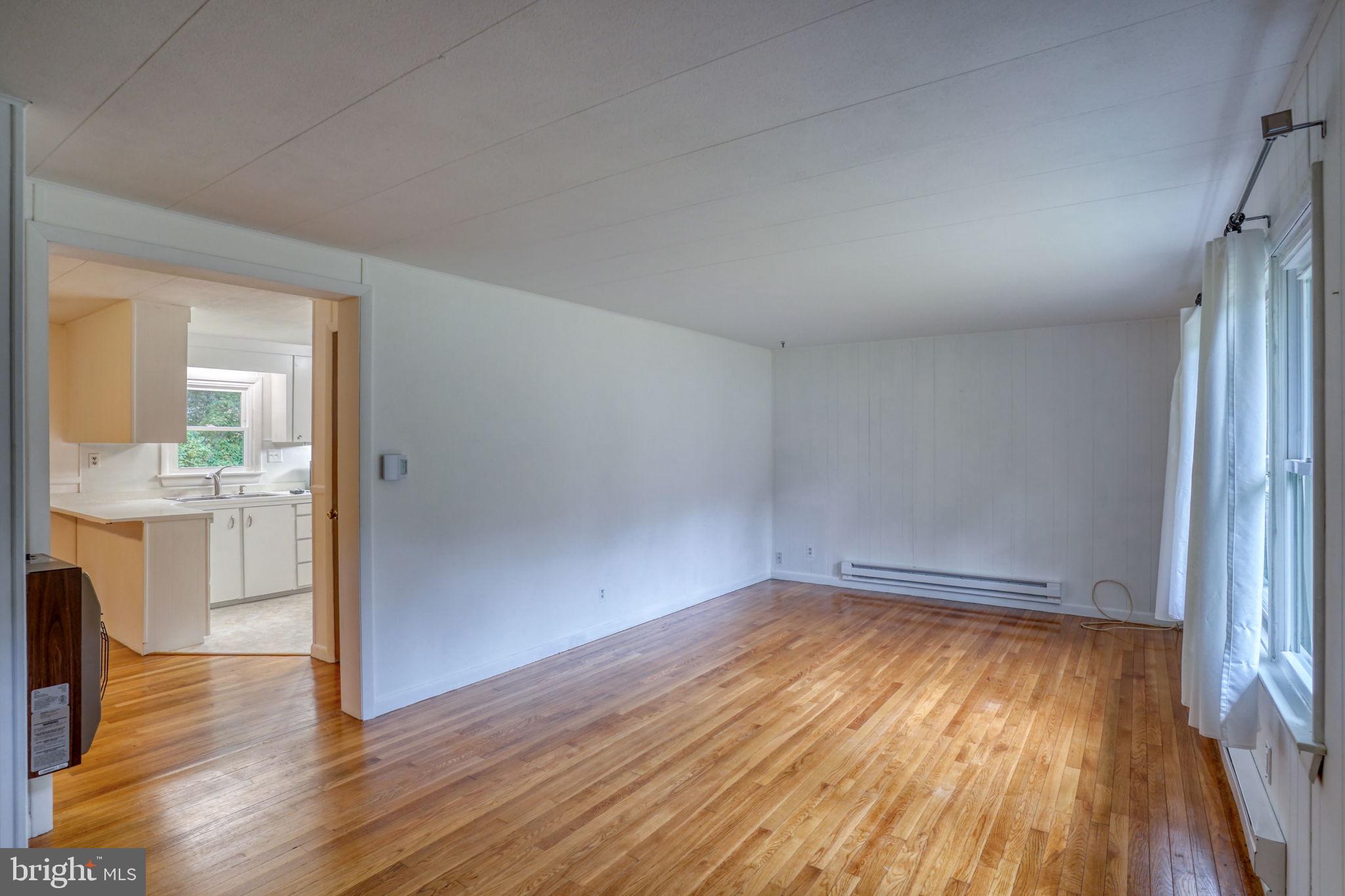 803 NE 10TH STREET