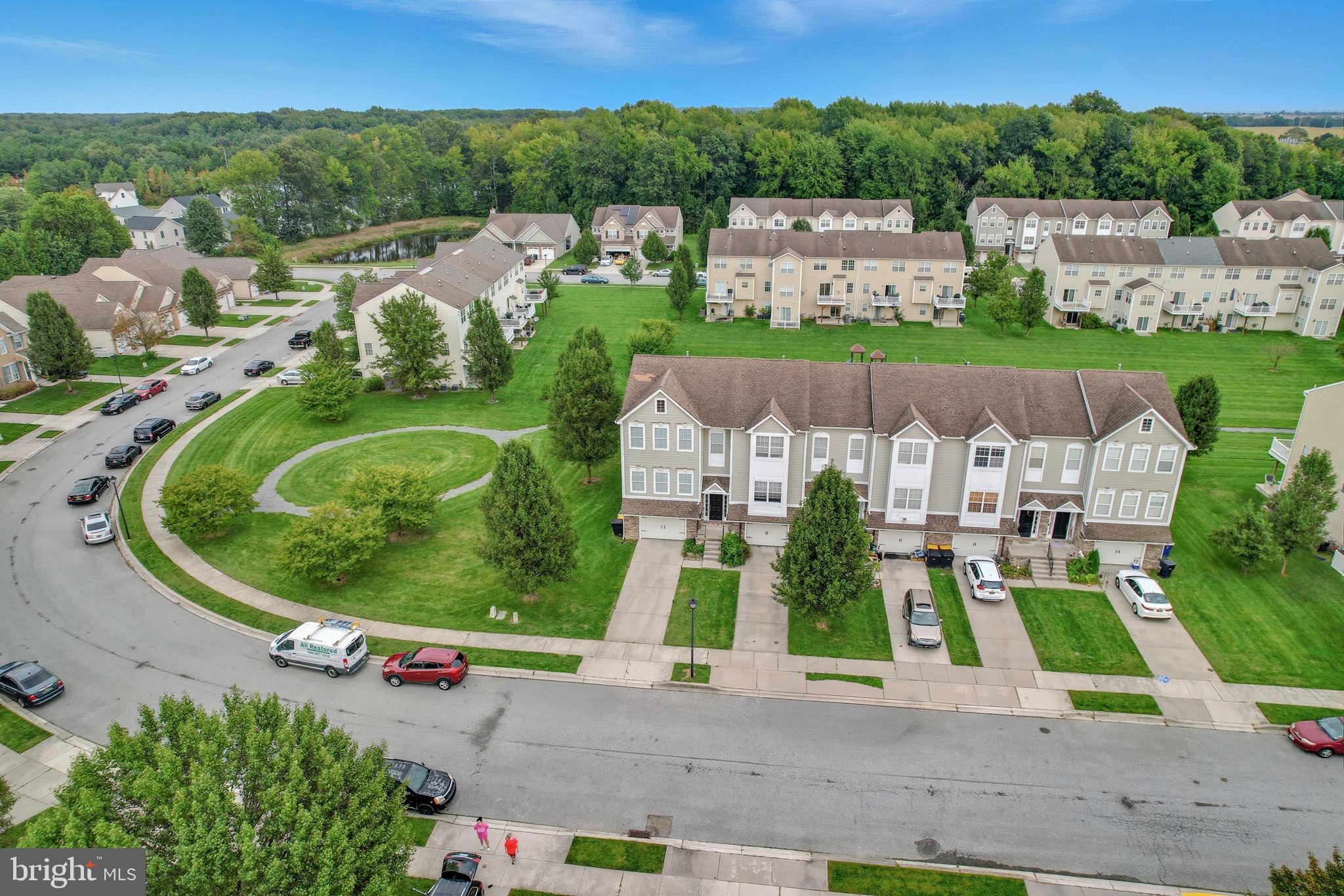 175 LEXINGTON PLACE