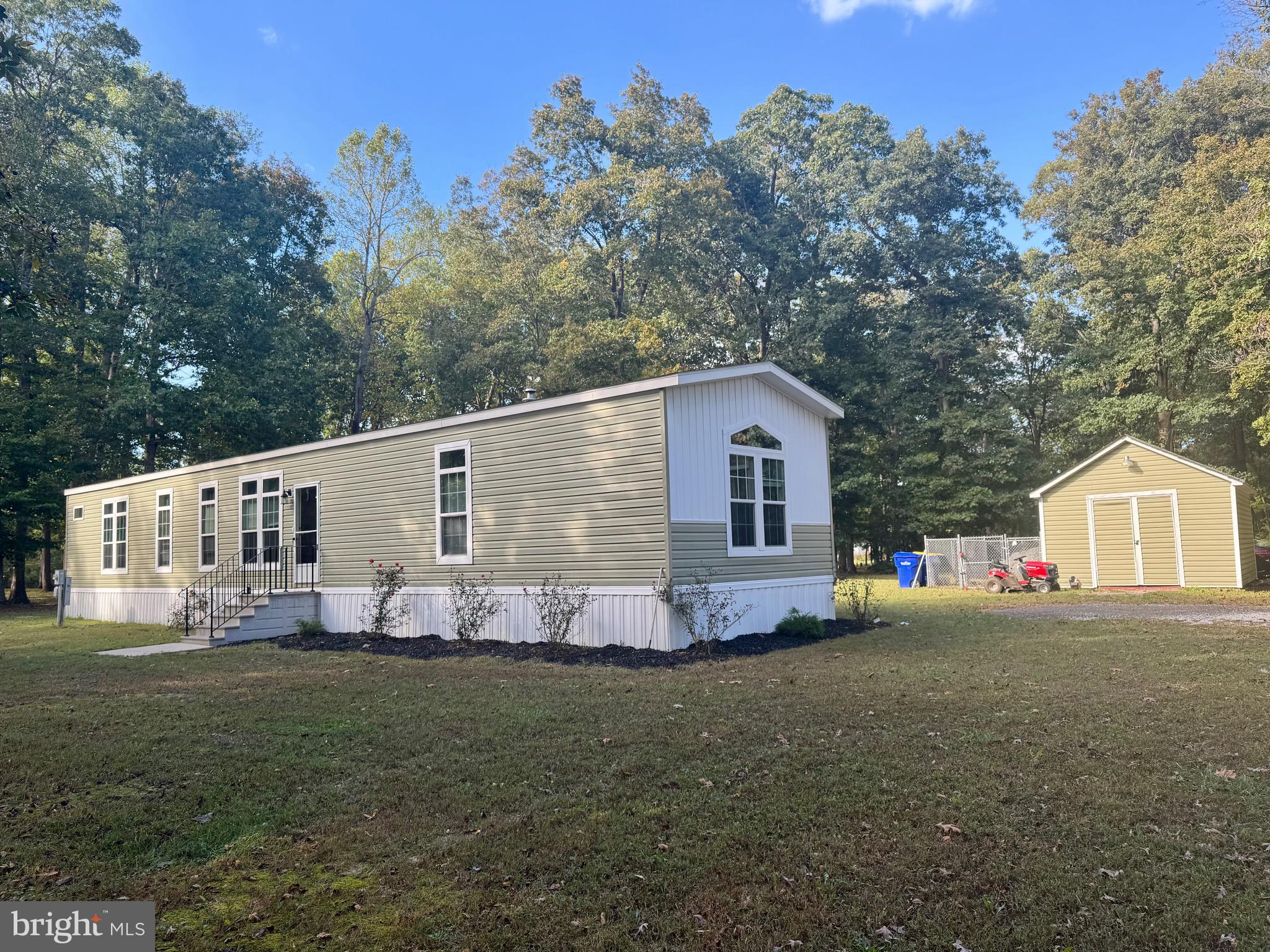 59 N HENDRICKS LANE