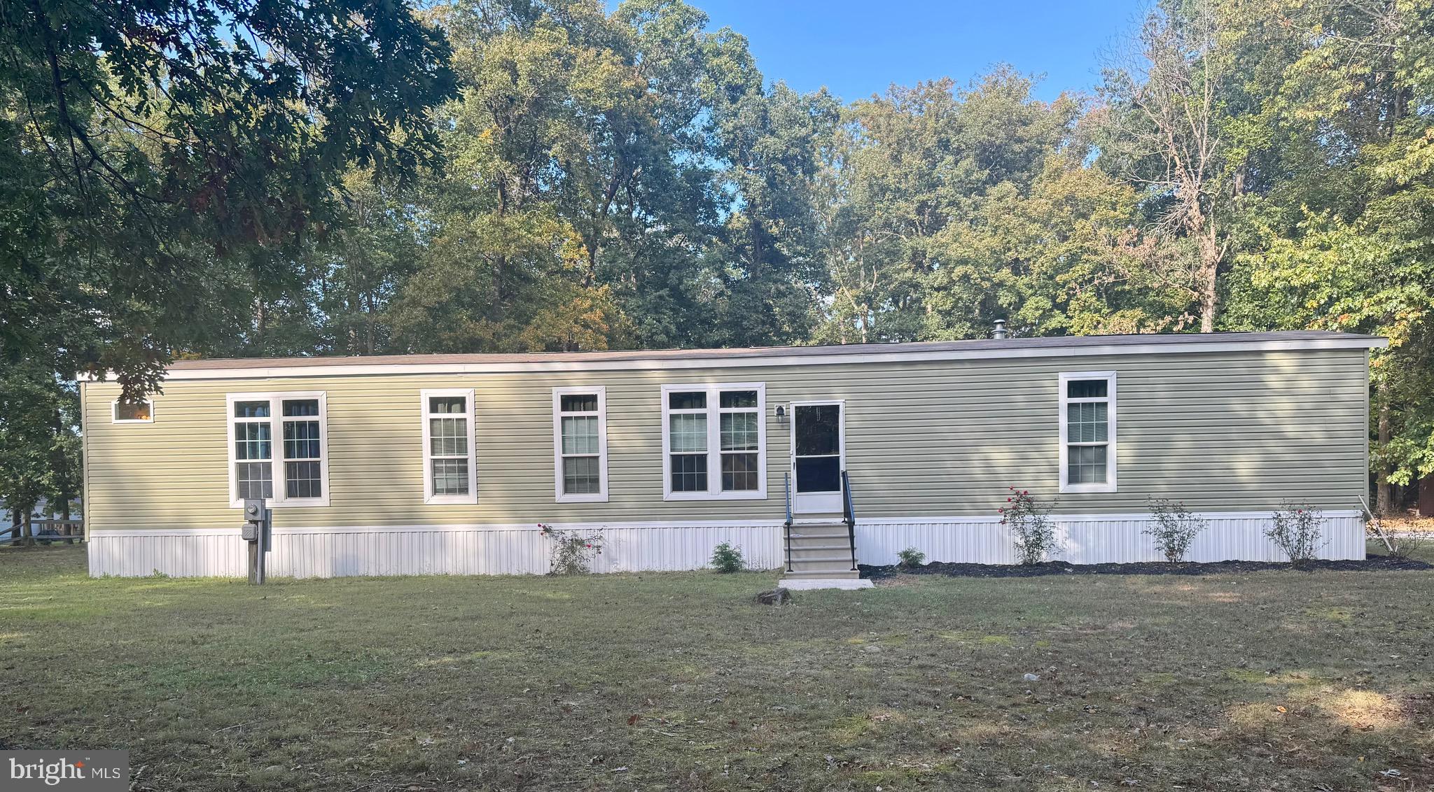 59 N HENDRICKS LANE