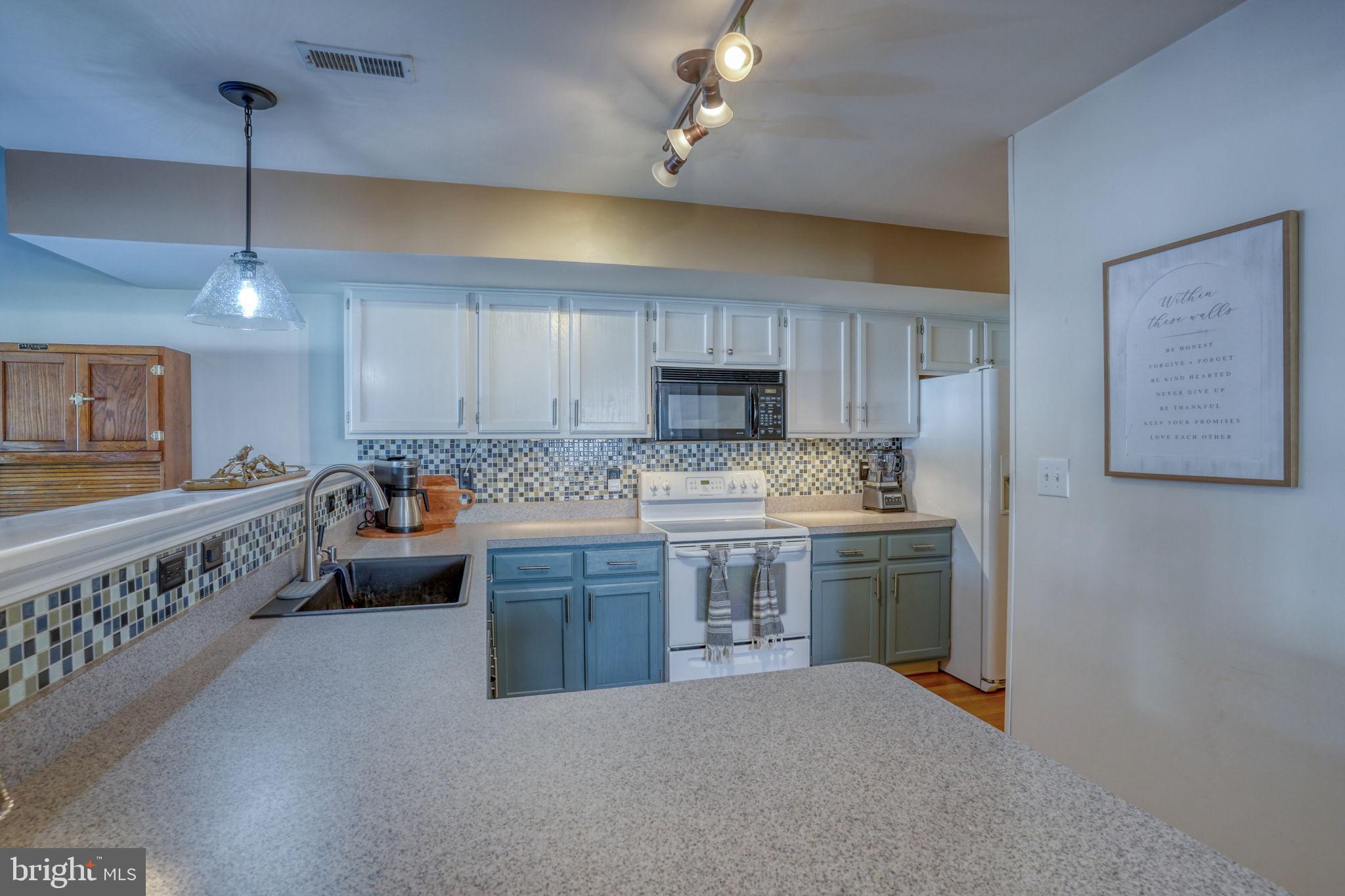 271 TRAFALGAR DRIVE