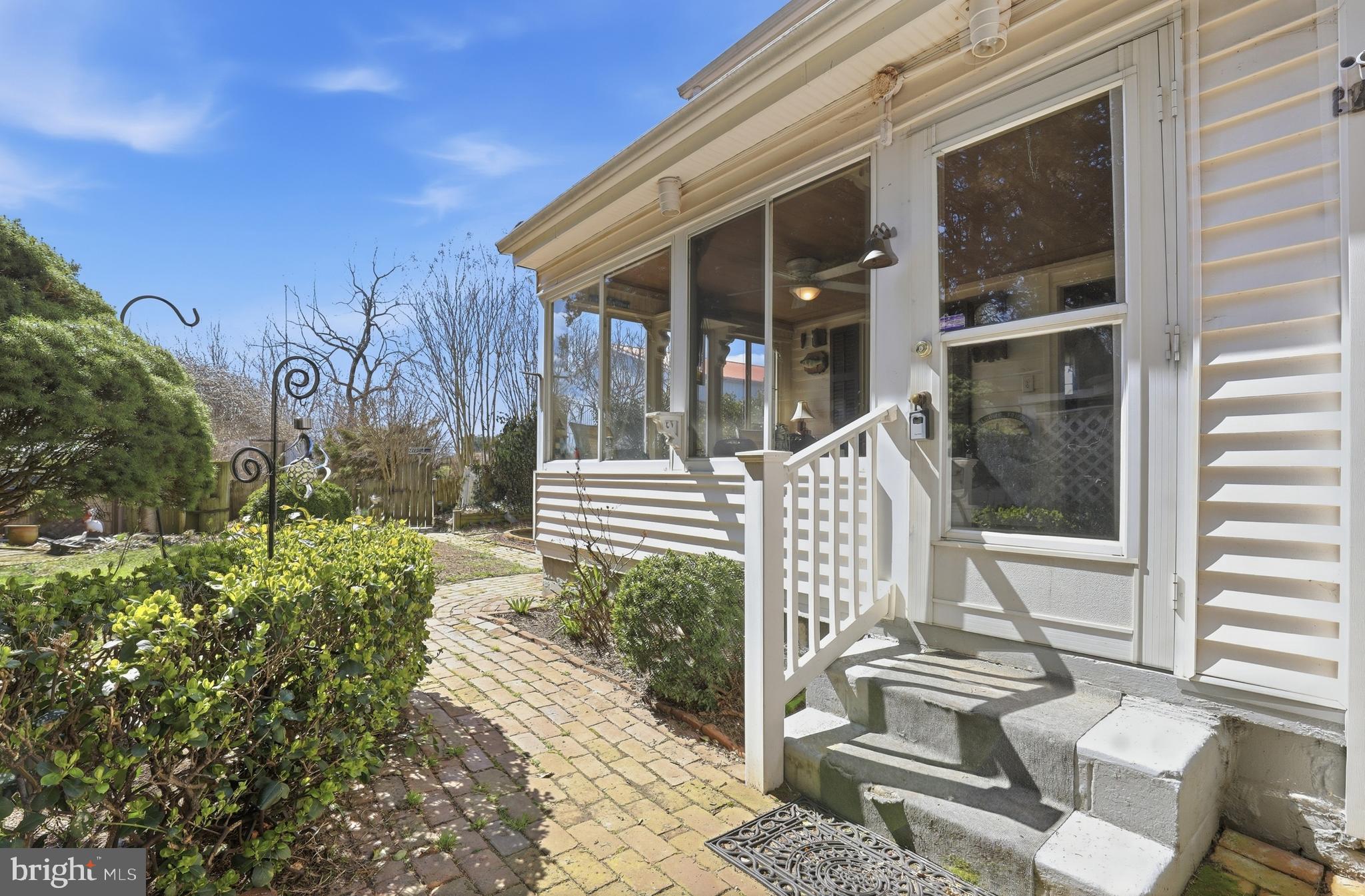 12 E MAIN STREET