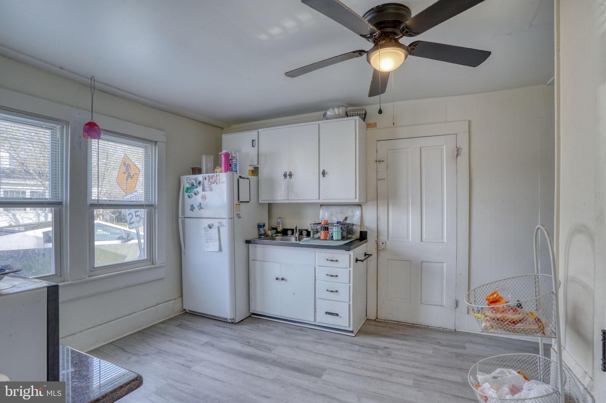 23-25 CLARK STREET