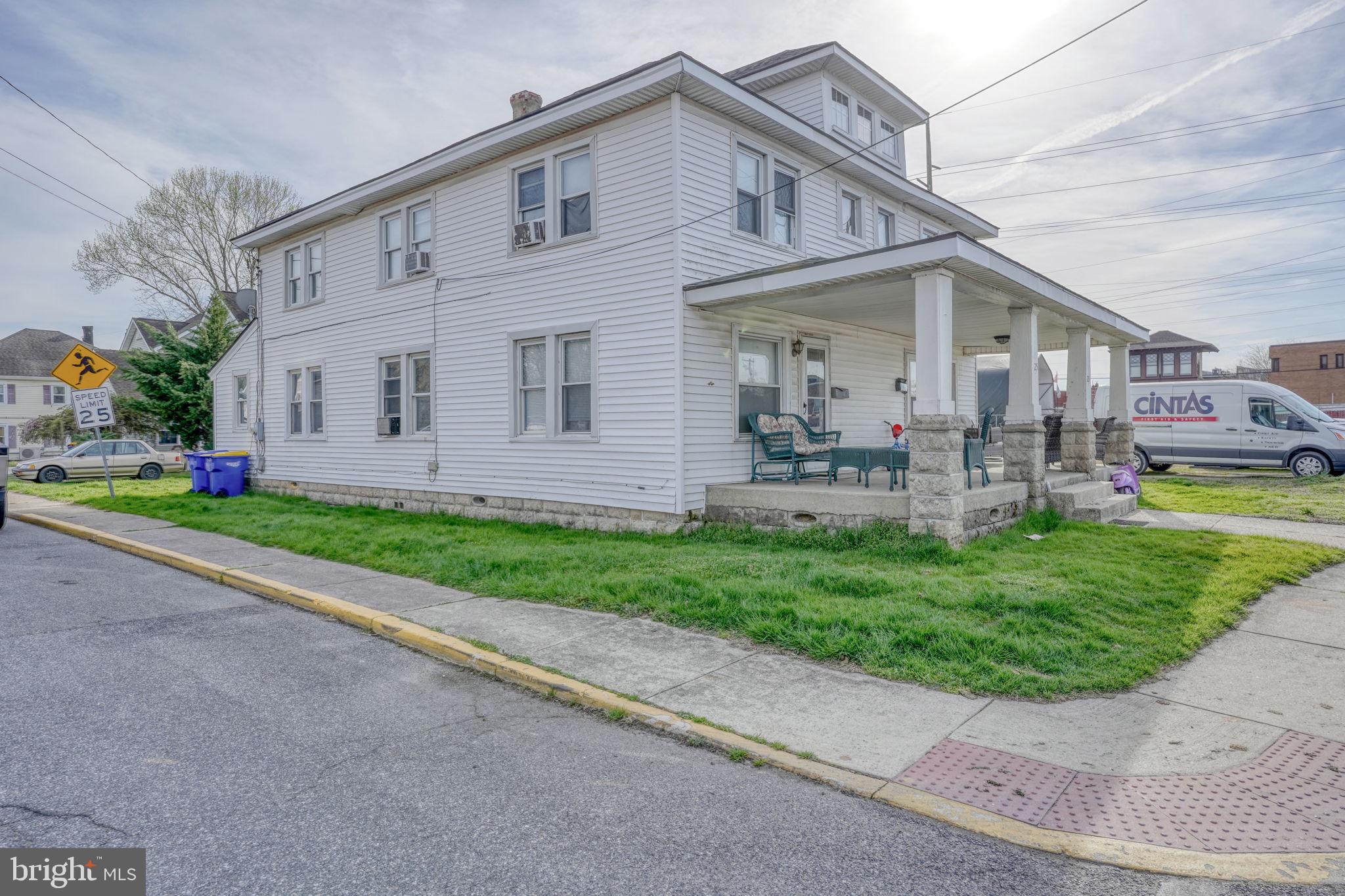 23-25 CLARK STREET
