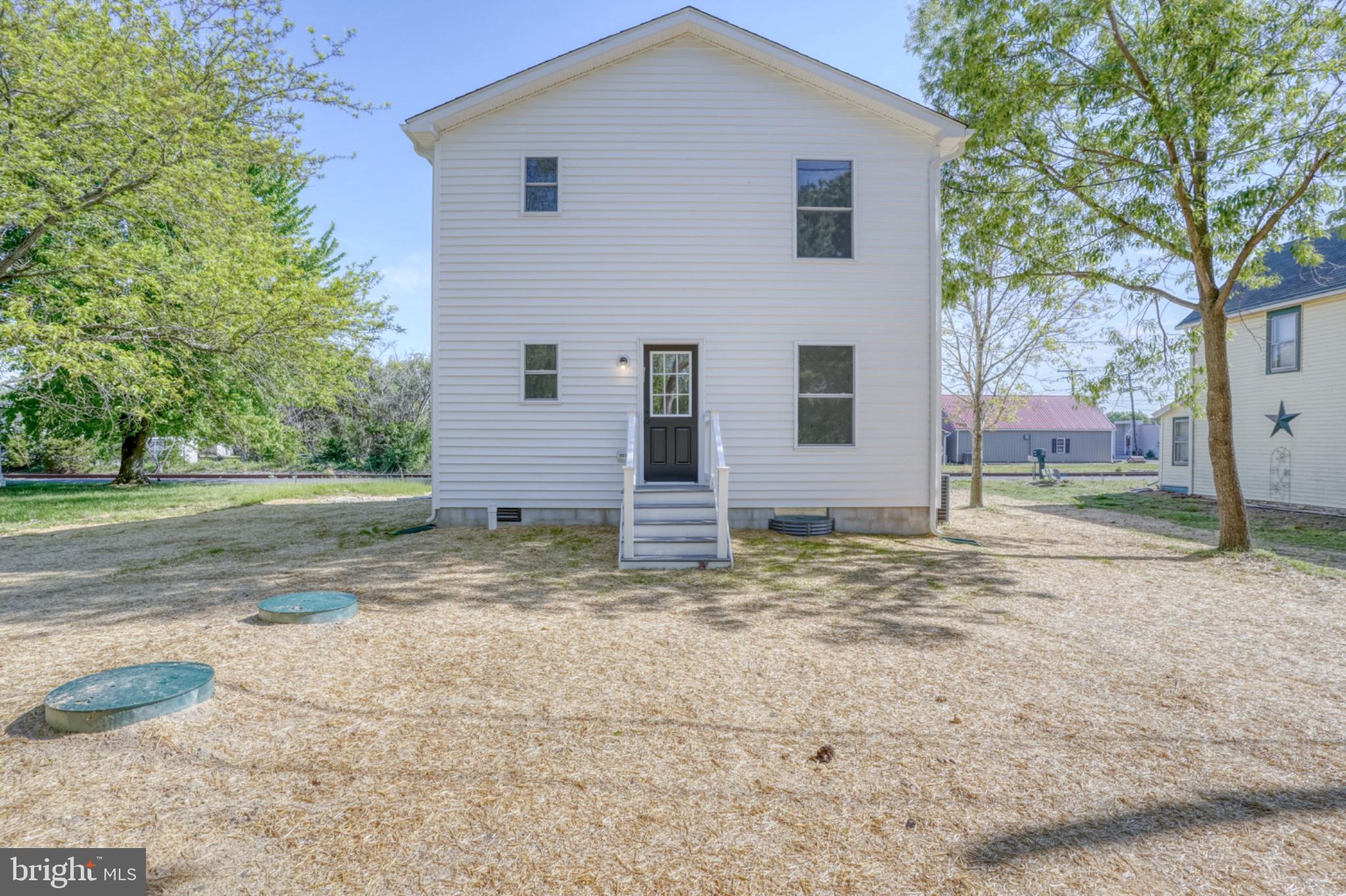 117 RAILROAD AVENUE
