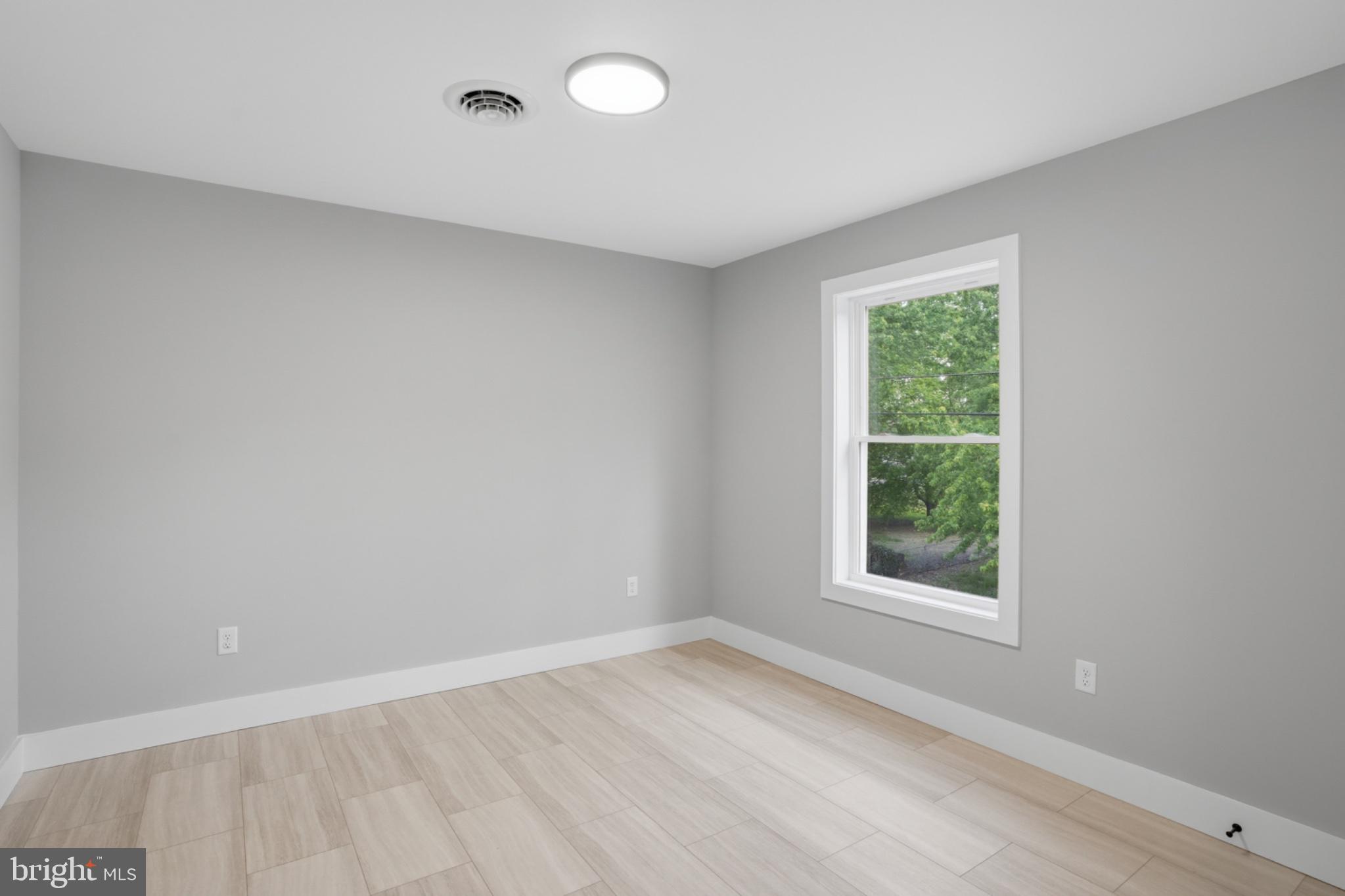 117 RAILROAD AVENUE
