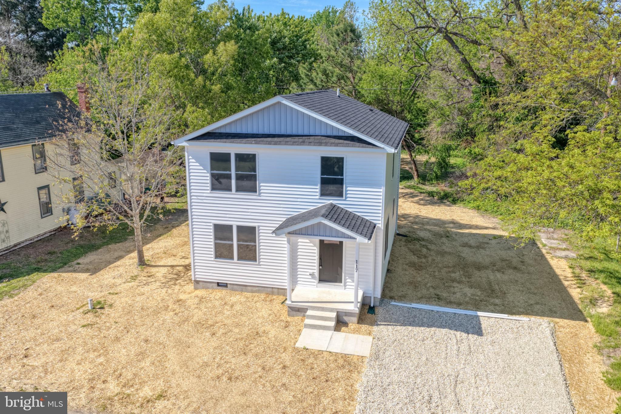 117 RAILROAD AVENUE