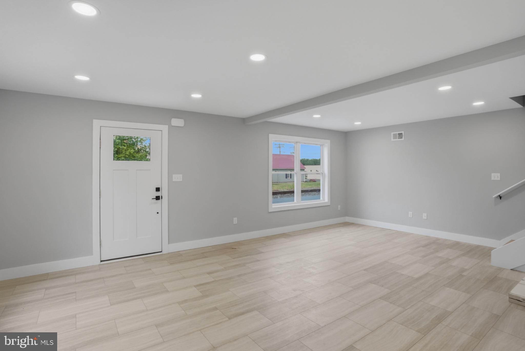 117 RAILROAD AVENUE