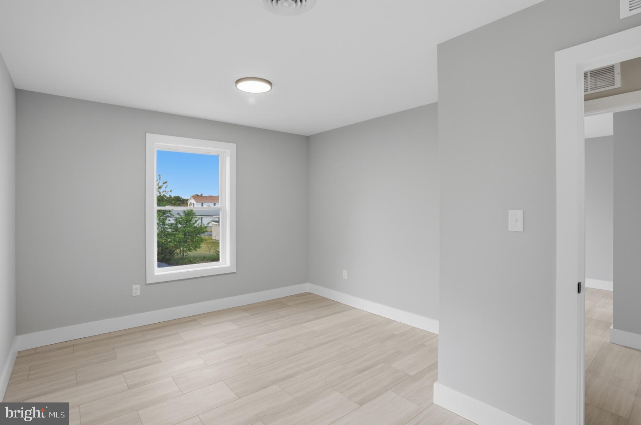 117 RAILROAD AVENUE