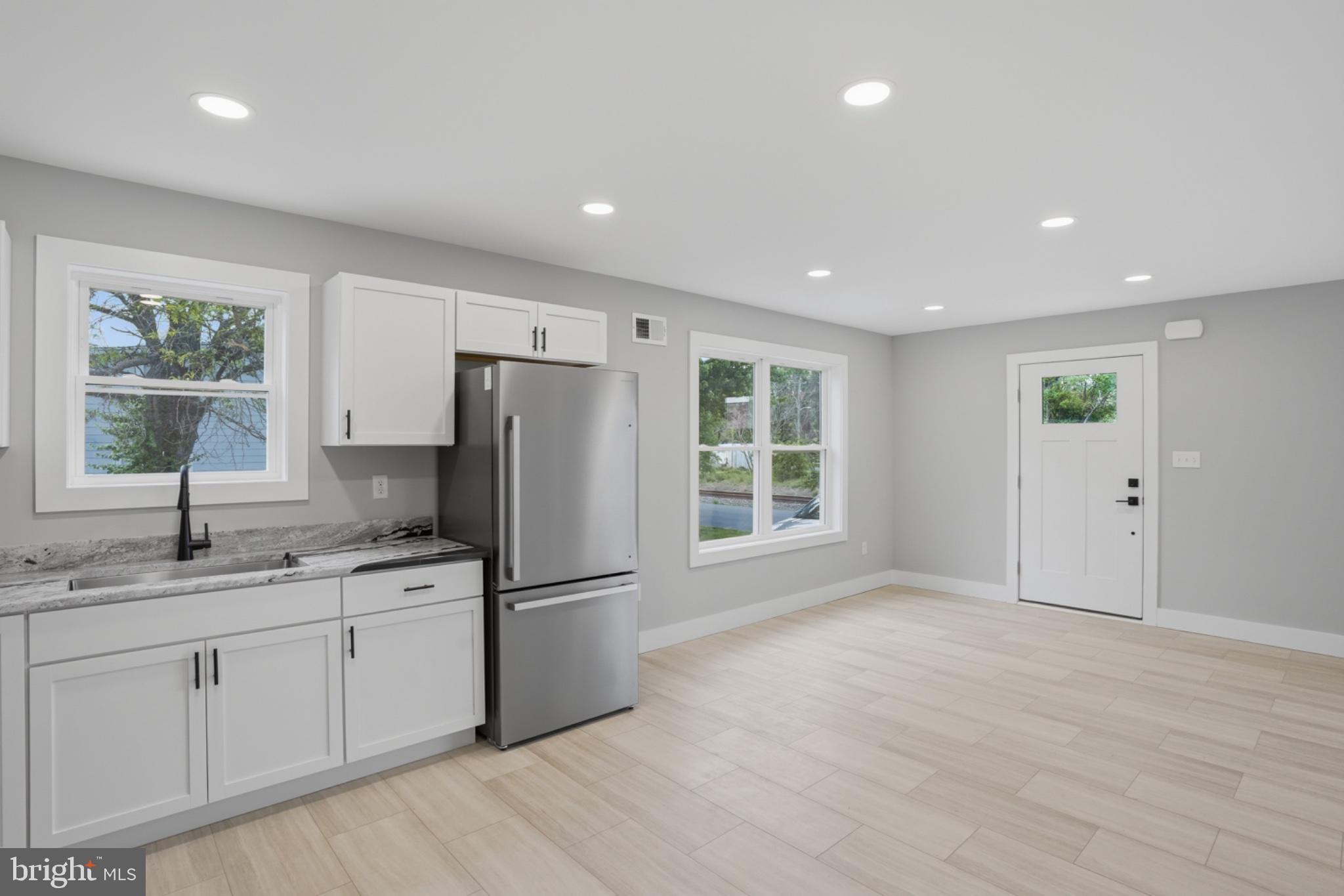 117 RAILROAD AVENUE
