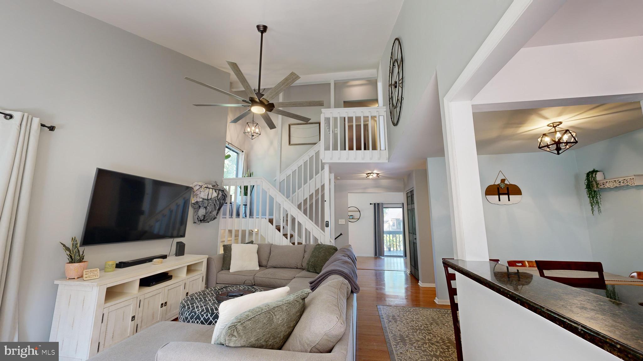 4943 MERMAID BOULEVARD