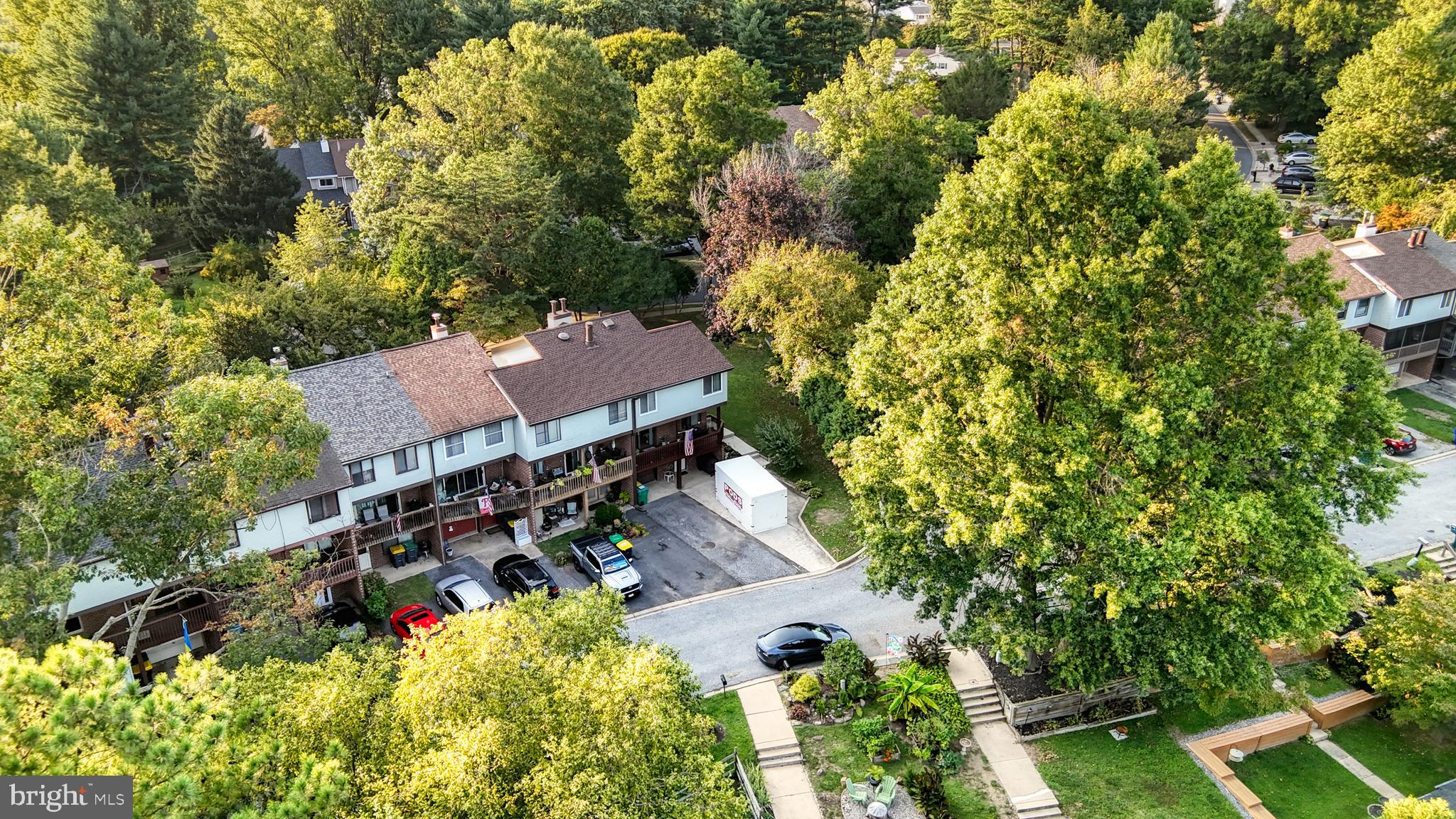 4943 MERMAID BOULEVARD