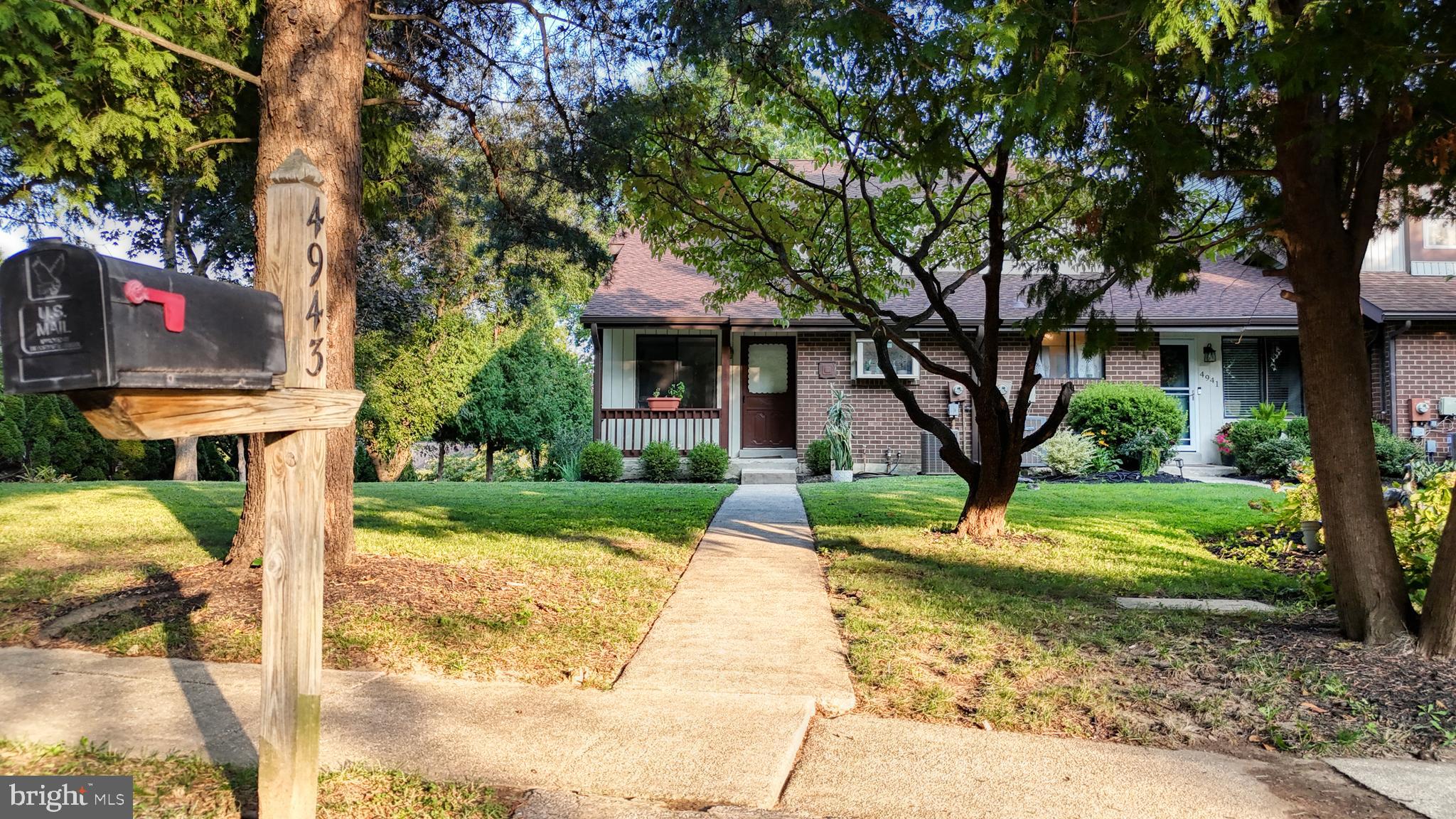 4943 MERMAID BOULEVARD
